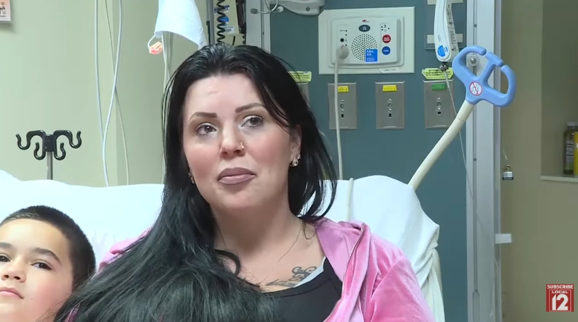 Lorenzo Lopez et Kourtney Pendleton, vidéo du 30 novembre 2025. | Source : YouTube/LOCAL 12