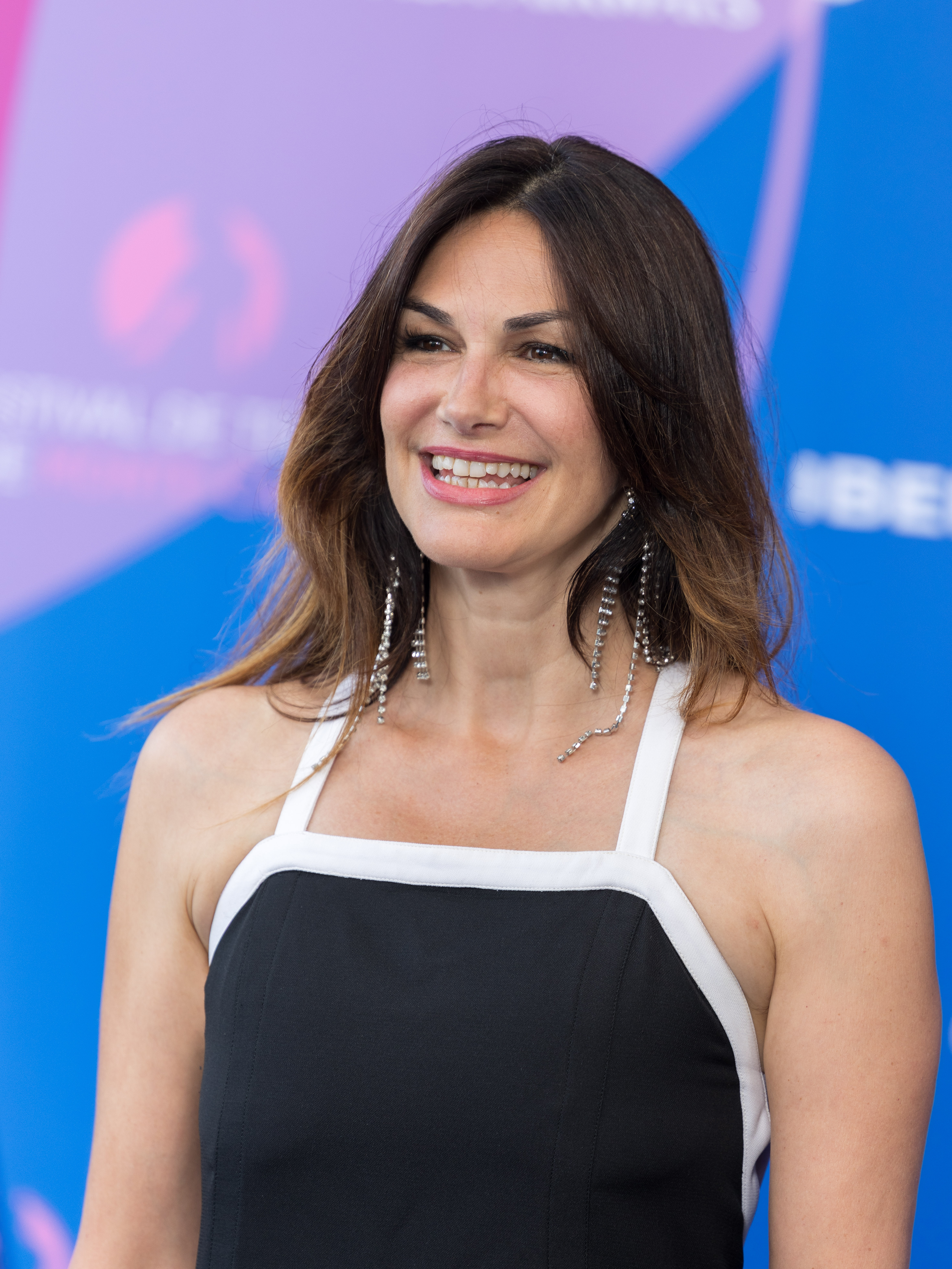 Helena Noguerra assiste à la cérémonie d'ouverture du 64e Festival de la télévision de Monte-Carlo, le 13 juin 2025 à Monte-Carlo, Monaco I Source : Getty Images