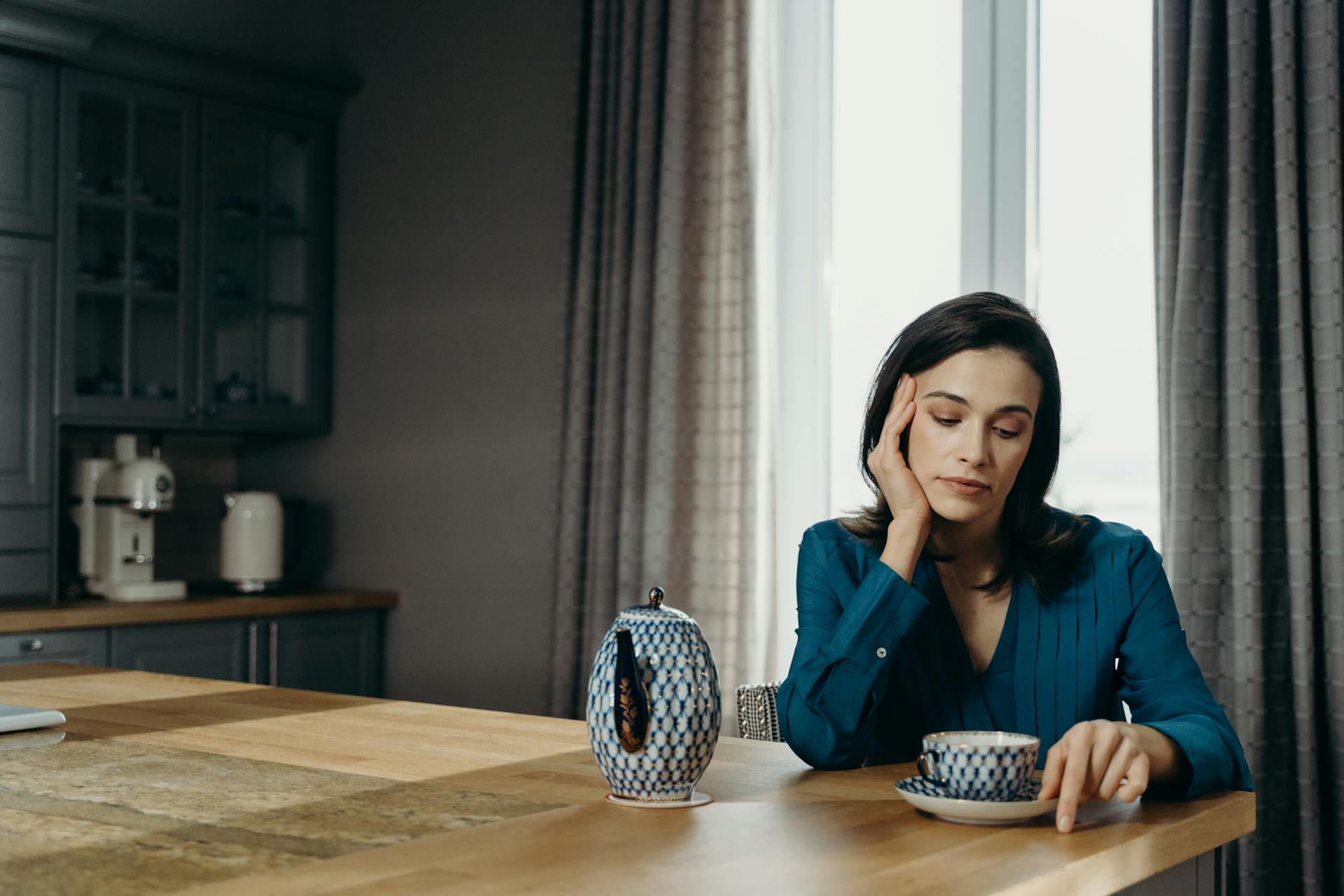 Une femme réfléchie | Source : Pexels