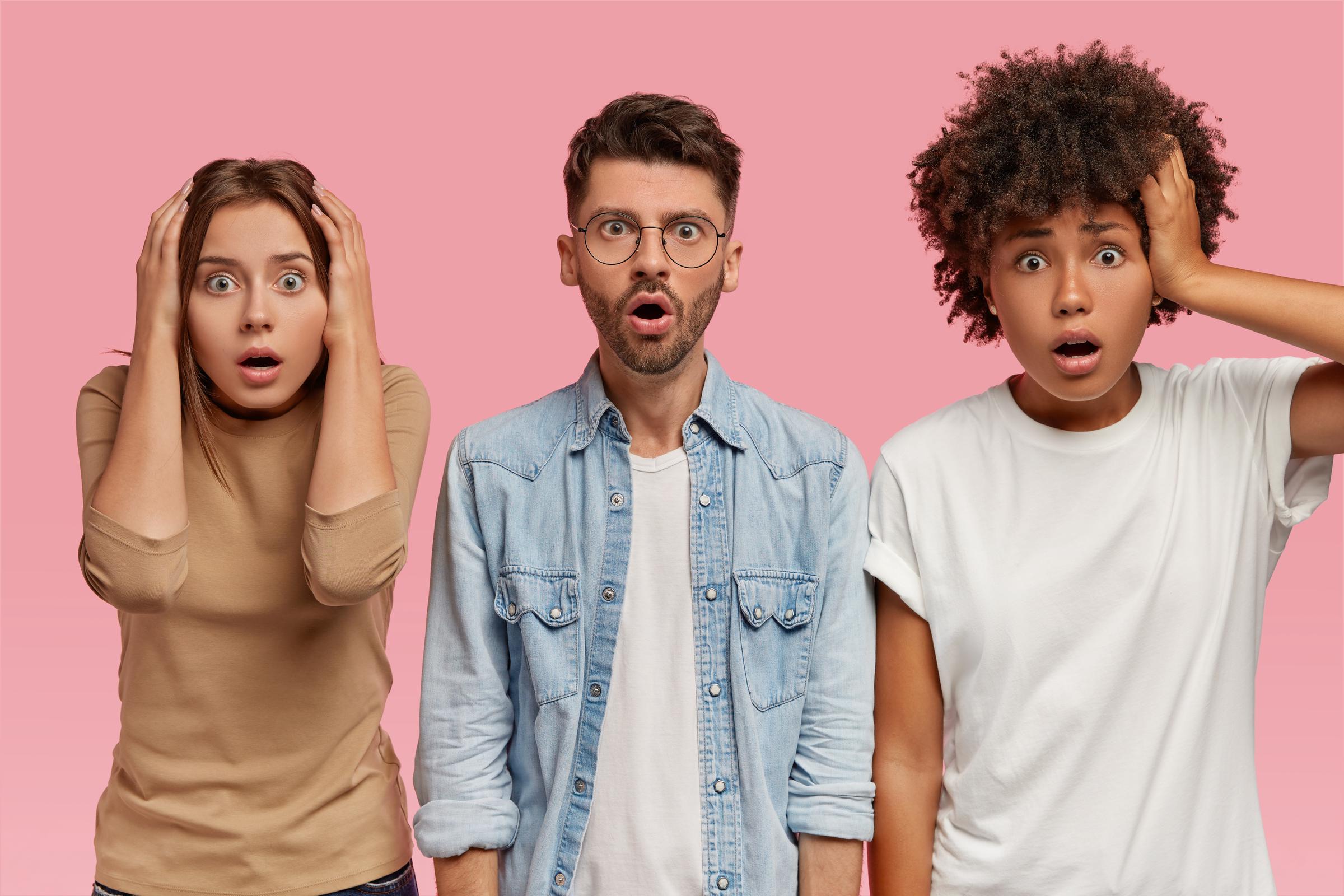 Personnes choquées | Source : Freepik