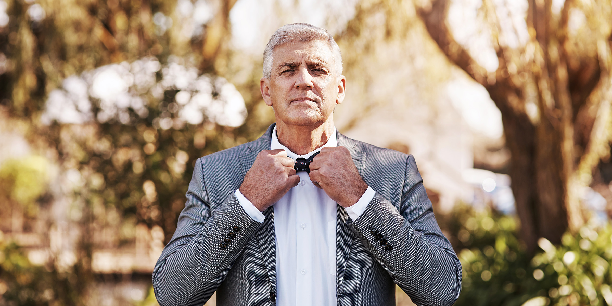 Homme en costume | Source : Shutterstock