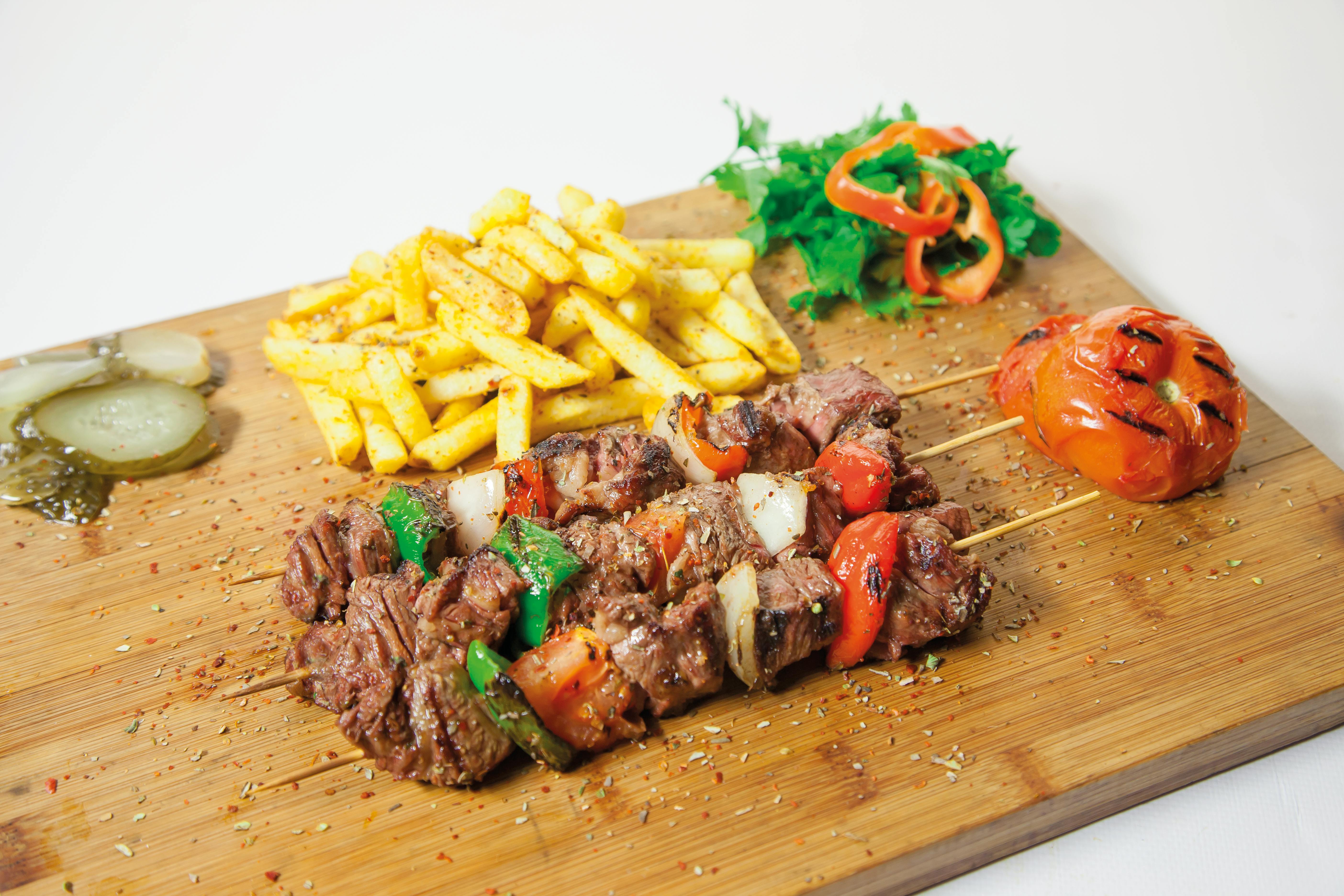 Plateau de barbecue diversifié | Source : Pexels