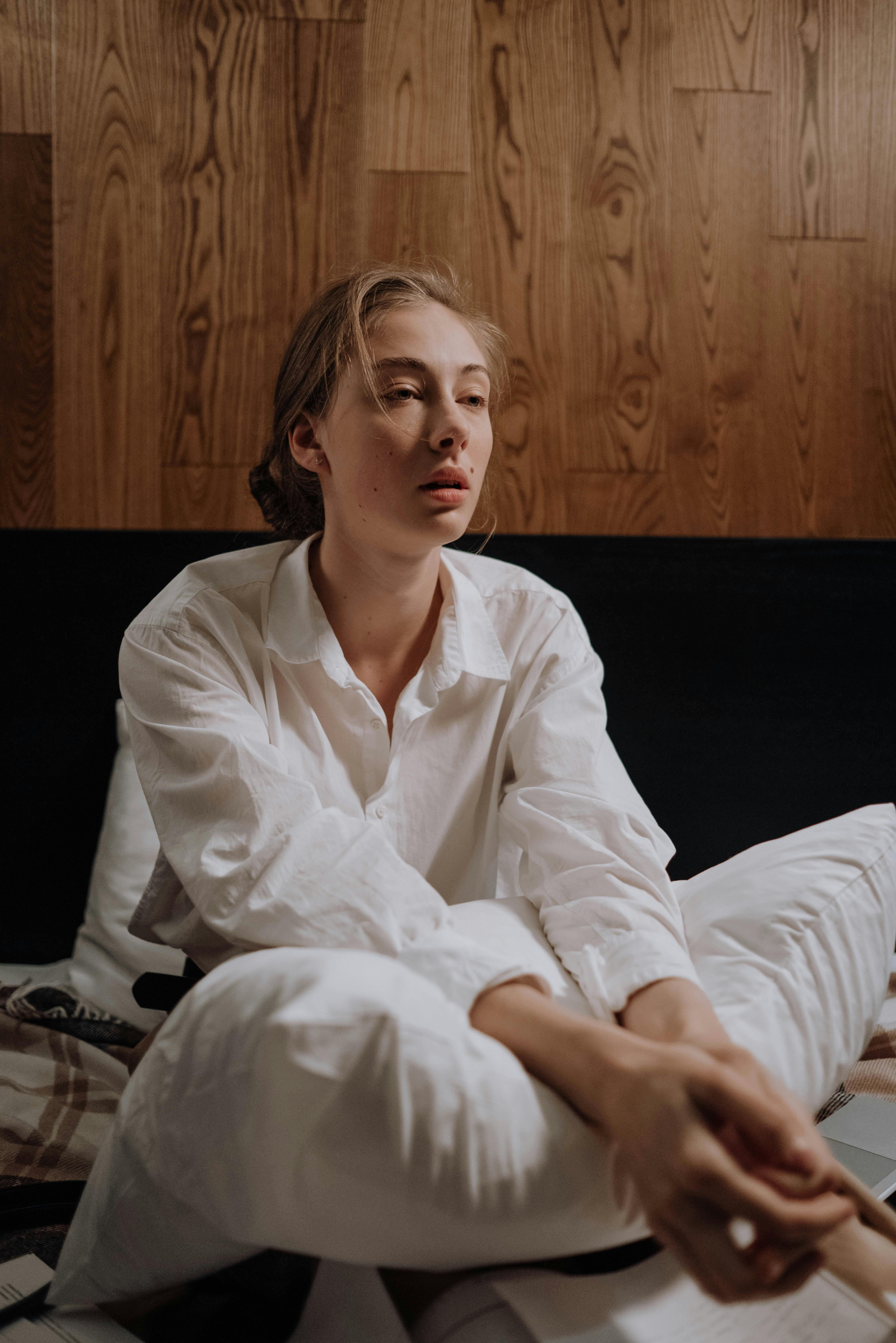 Femme à l'air épuisé | Source : Pexels