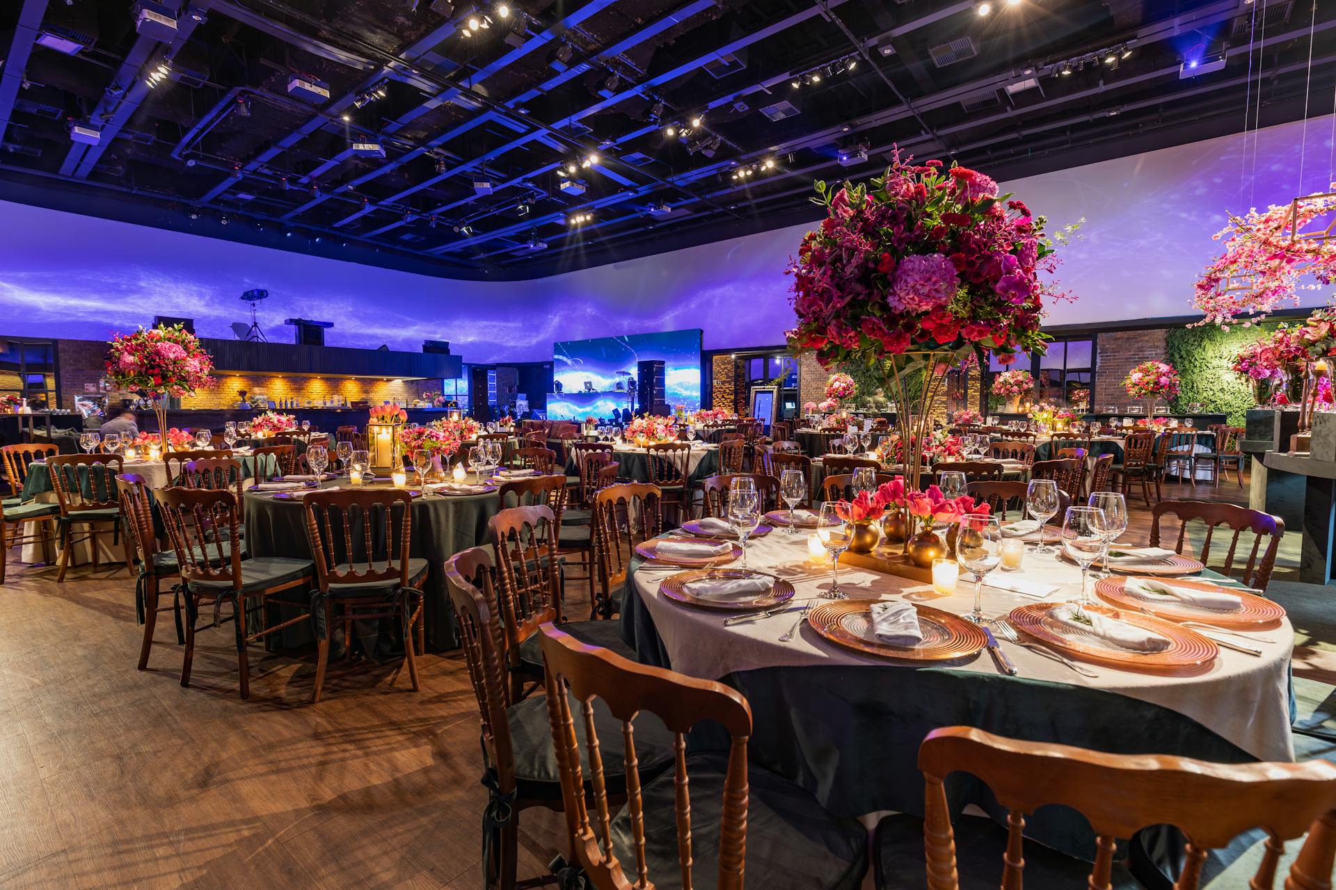Grand dîner dans un restaurant de luxe | Source : Pexels