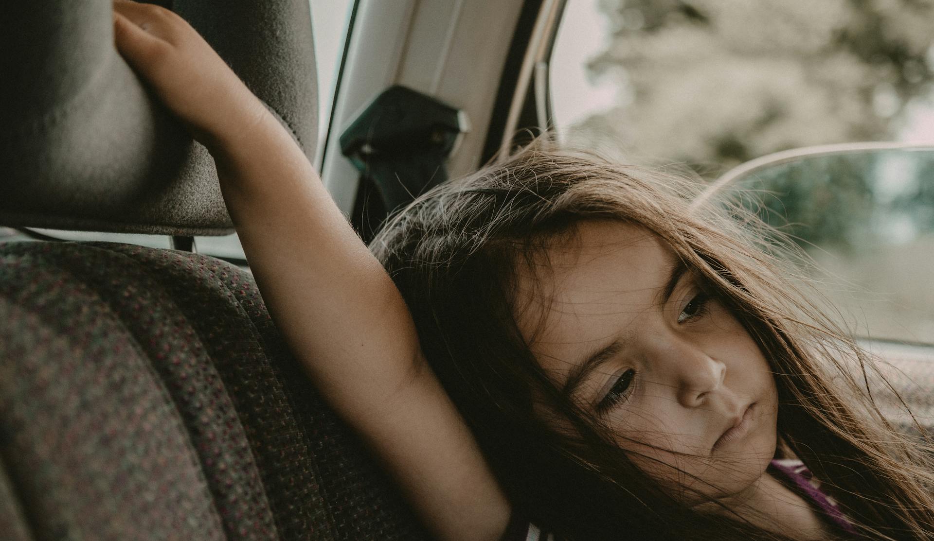 Une fille dans une voiture | Source : Pexels