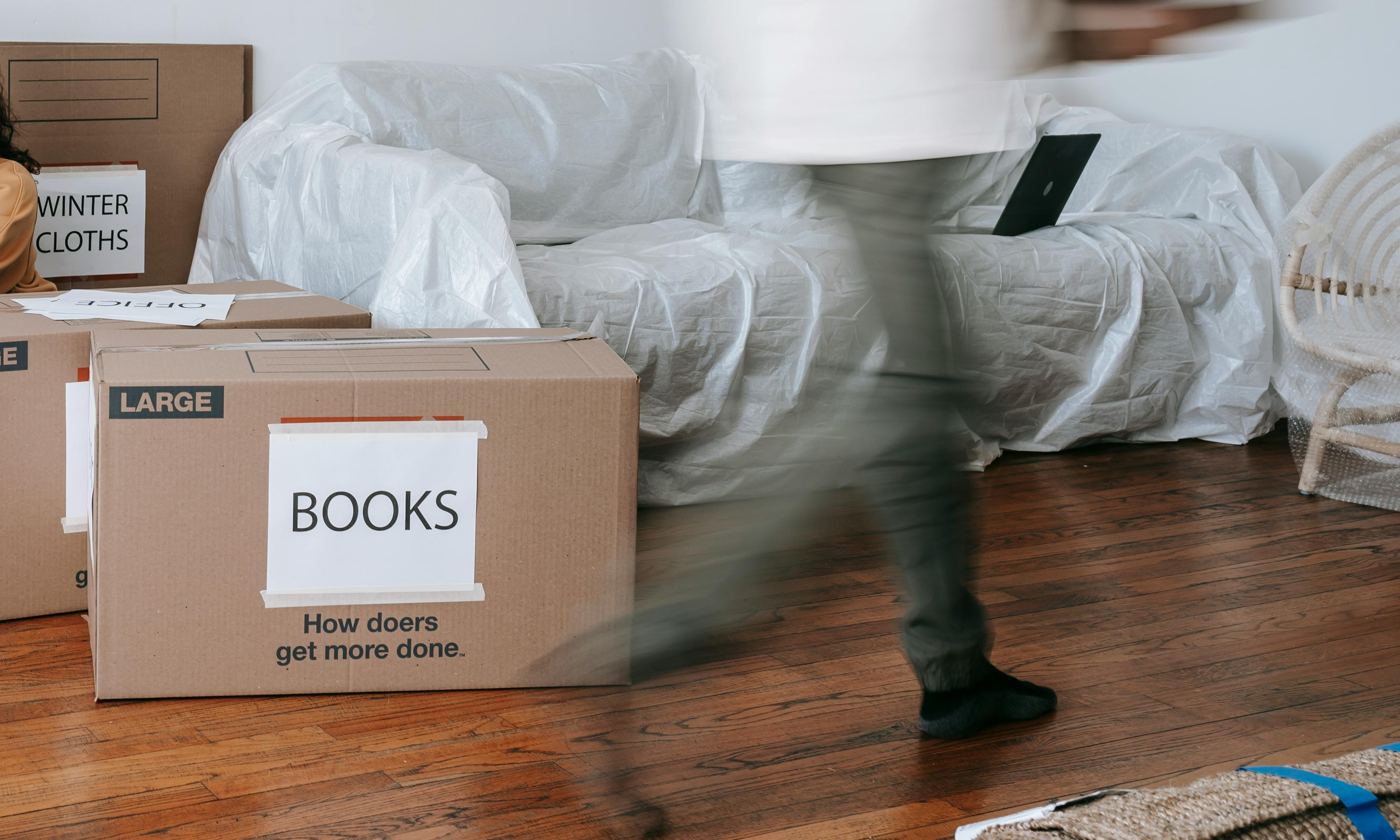 Le contenu d'un ménage est emballé dans des boîtes | Source : Pexels