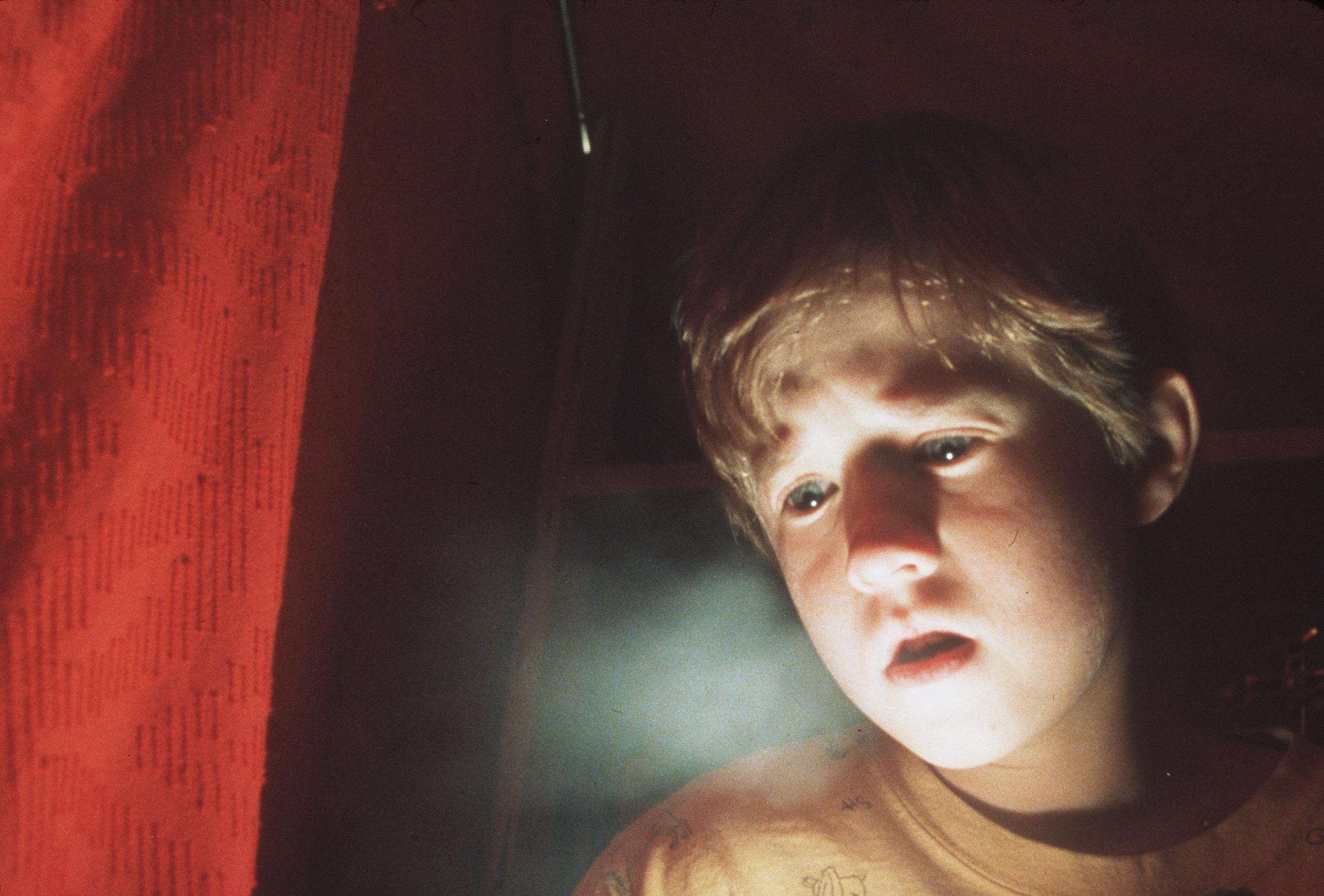 La jeune star sur le tournage du film “The Sixth Sense” en 1999. | Source : Getty Images