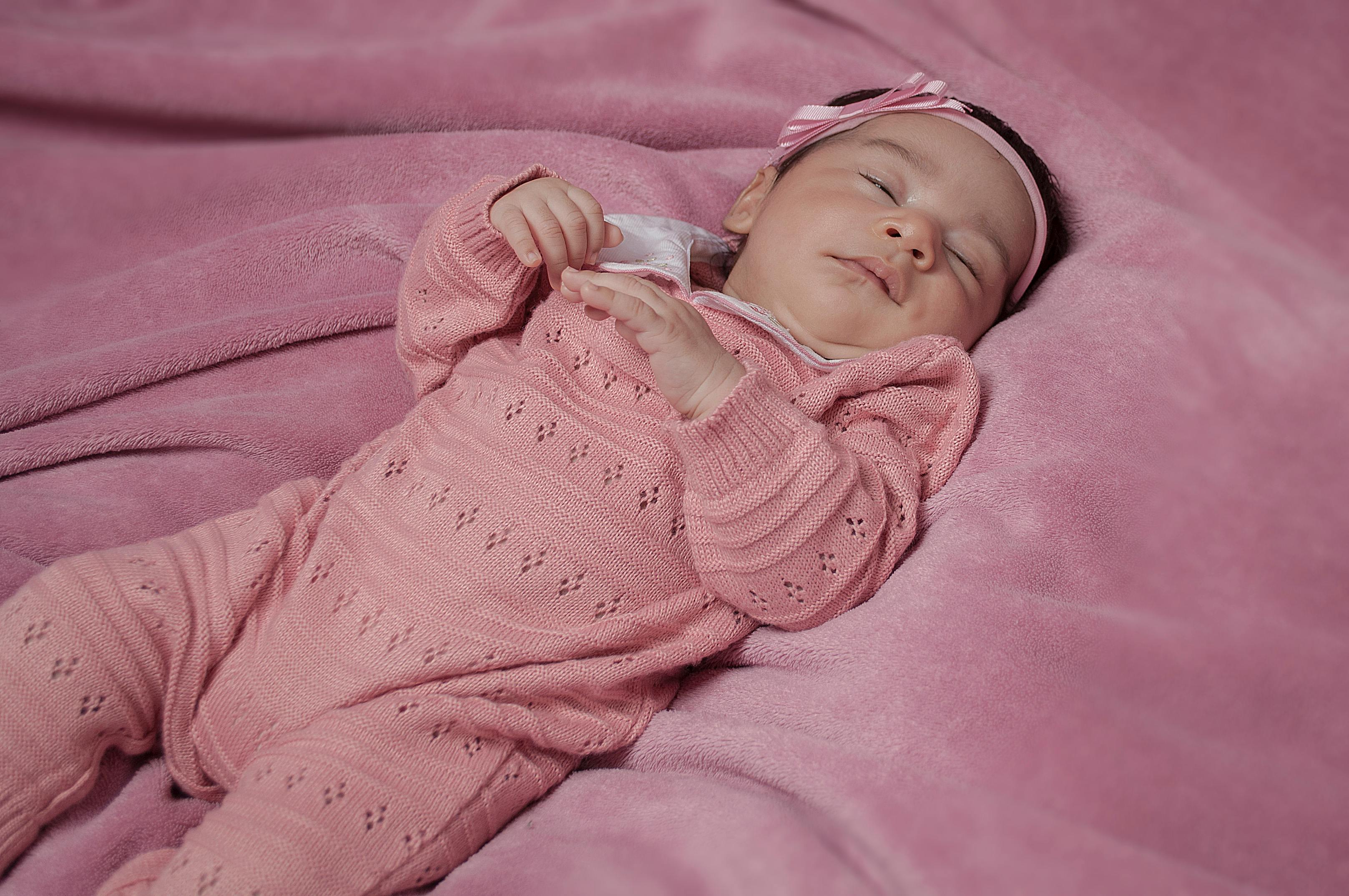 Une petite fille endormie | Source : Pexels