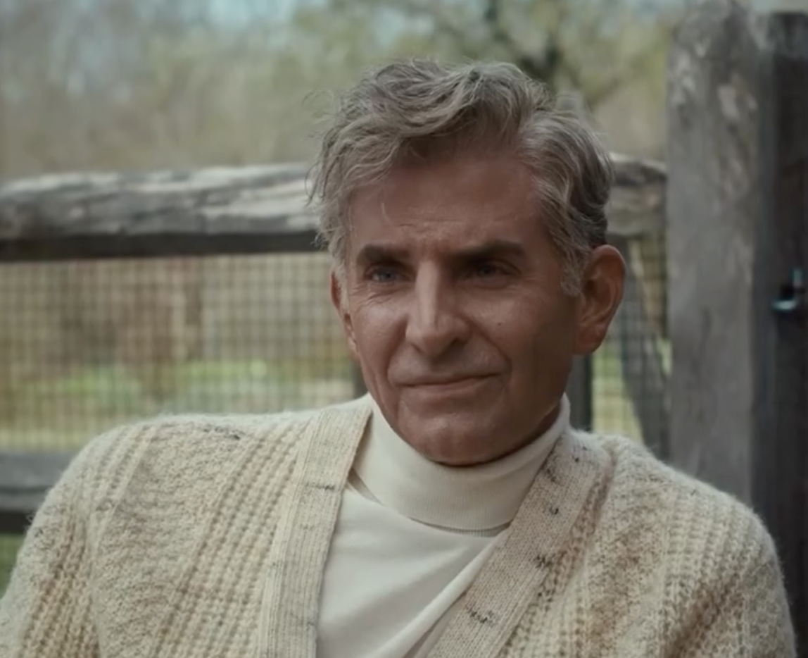 Bradley Cooper en Leonard Bernstein pour « Maestro », d'après un post daté du 25 février 2024 | Source : Instagram/maestrofilm