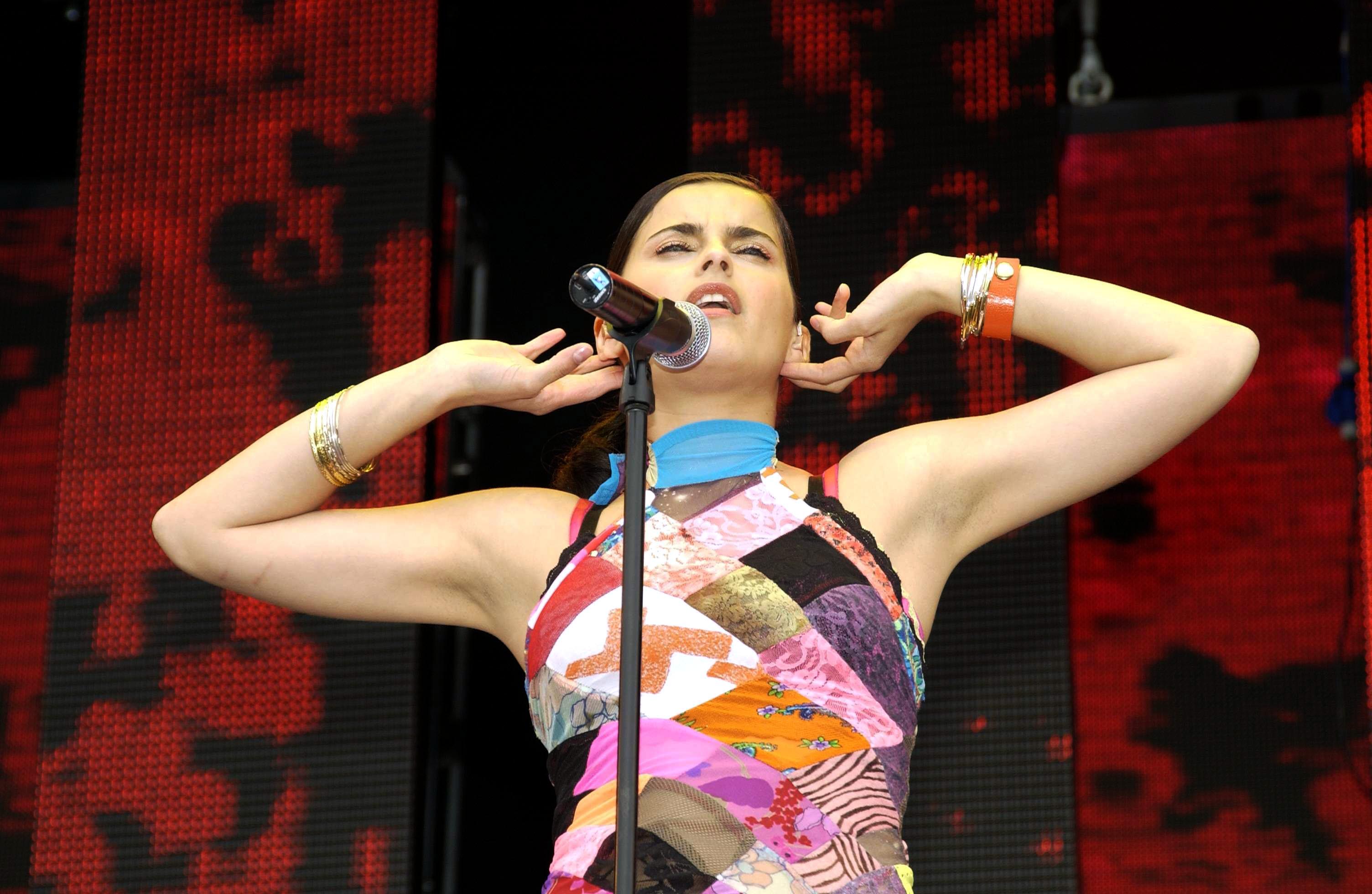 Nelly Furtado lors du concert Party in the Park, le 11 juillet 2004, à Londres, en Angleterre | Source : Getty Images