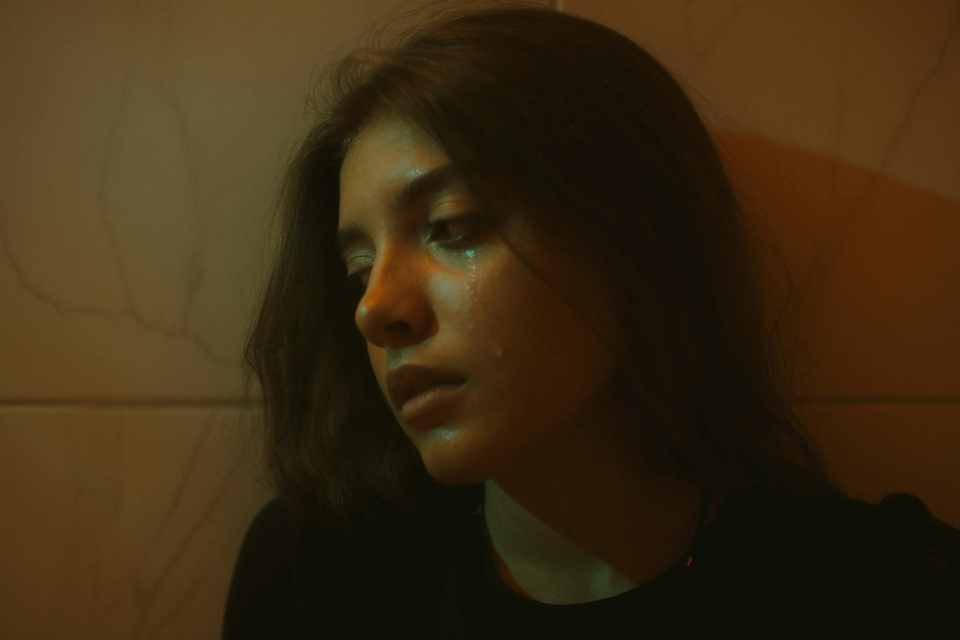 Une femme en larmes | Source : Pexels