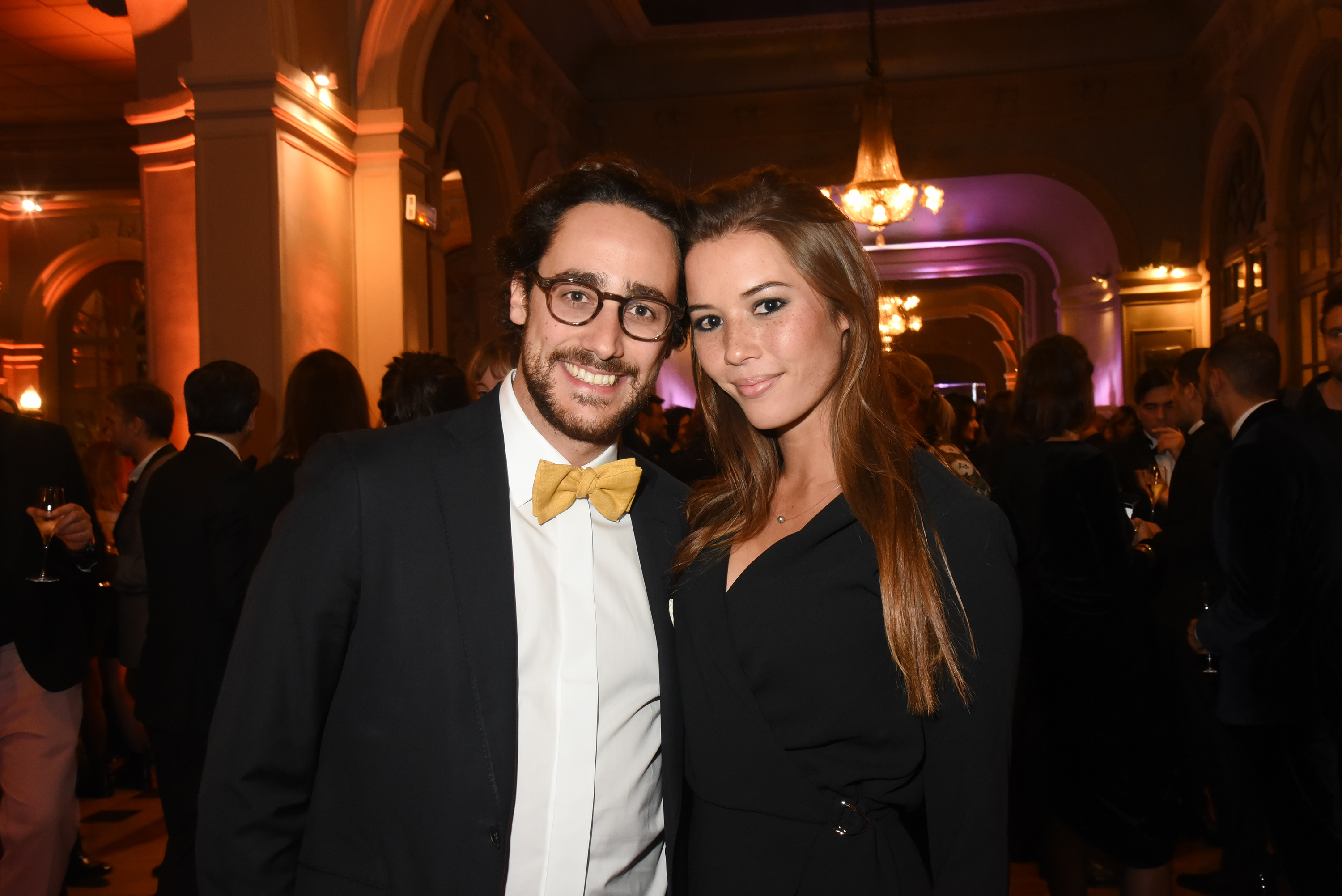Thomas Hollande et la présentatrice de télévision Émilie Broussouloux assistent à la cérémonie des GQ Men Of The Year Awards 2017 : séance photo au Trianon, le 15 novembre 2017 à Paris, en France I Source : Getty Images