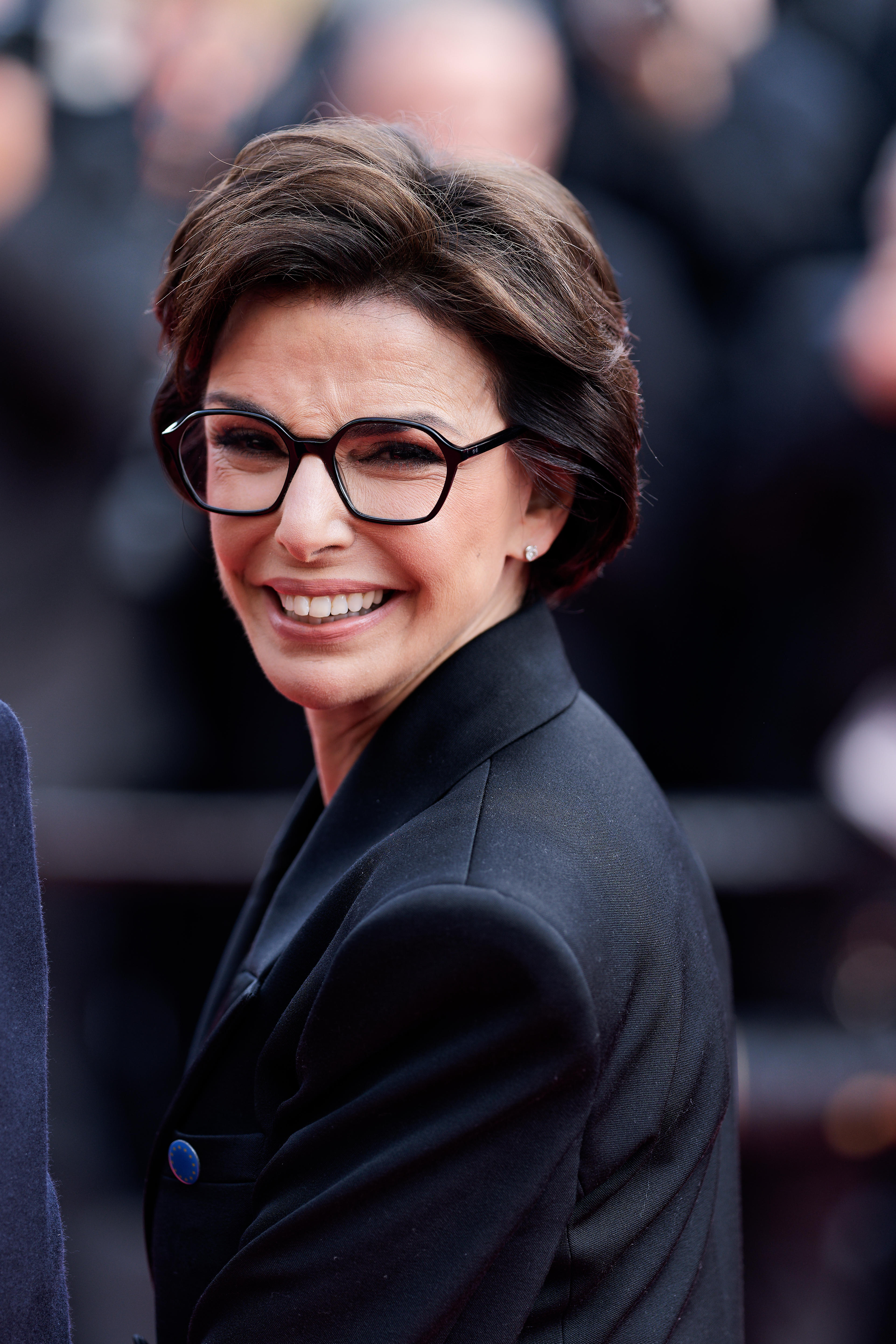 Rachida Dati assiste au tapis rouge de "The Phoenician Scheme" lors du 78e Festival de Cannes au Palais des Festivals le 18 mai 2025 à Cannes, France I Source : Getty Images