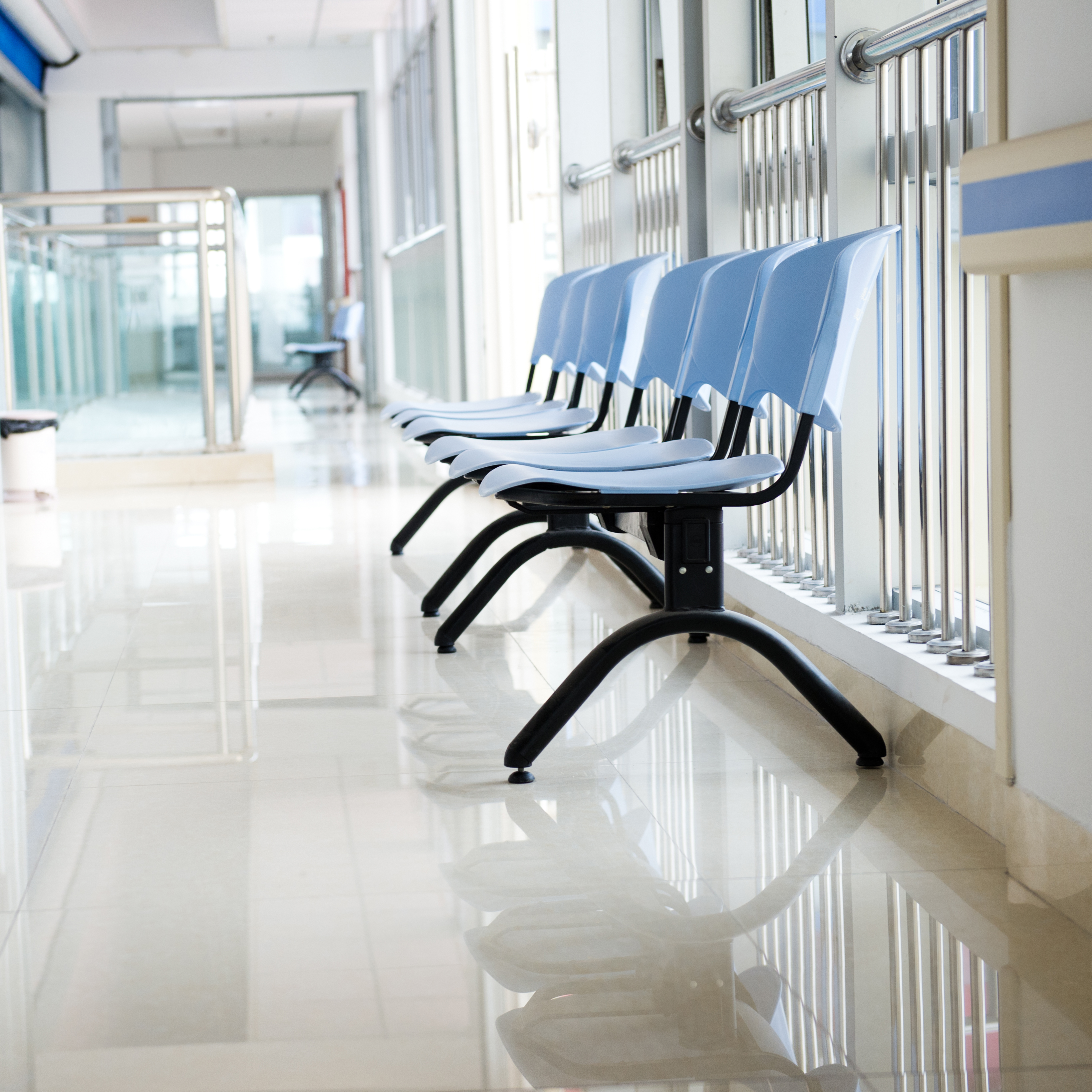 Un couloir d'hôpital | Source : Shutterstock