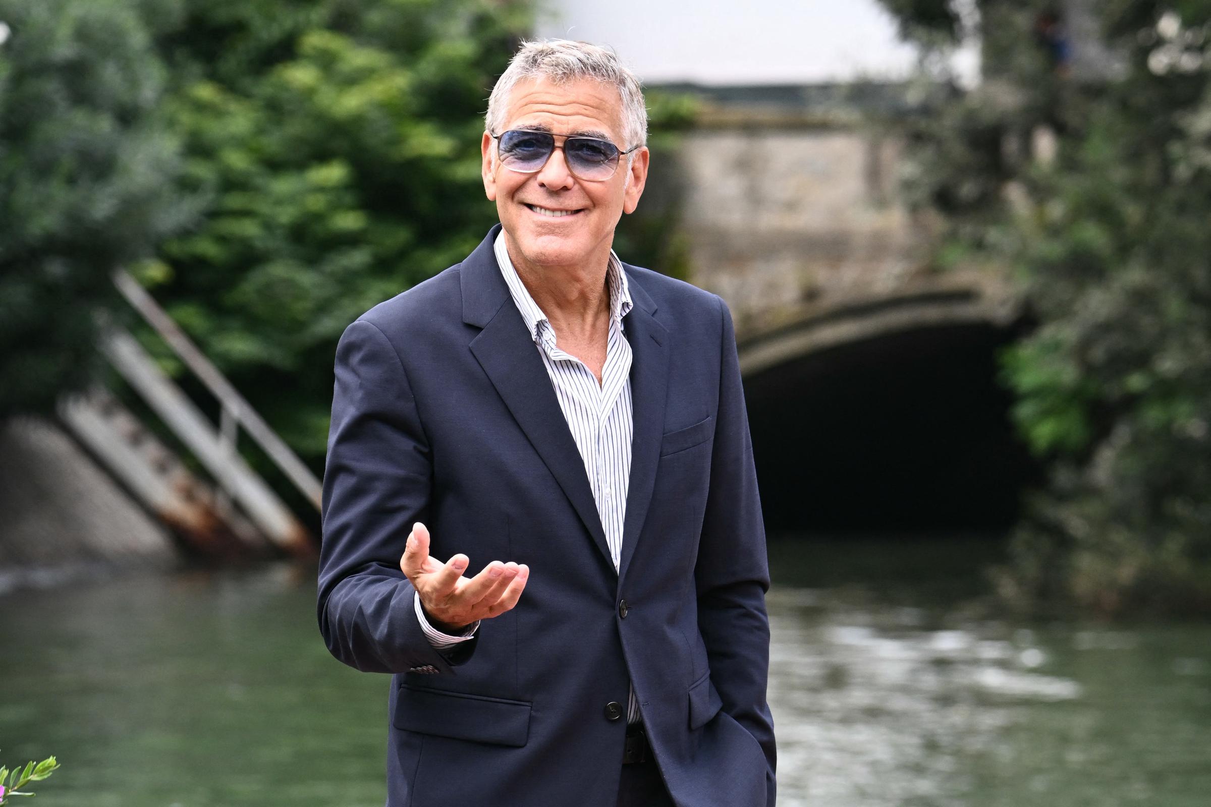 George Clooney arrive à la jetée Excelsior lors de la 82e édition du Festival international du film de Venise, le 27 août 2025 | Source : Getty Images