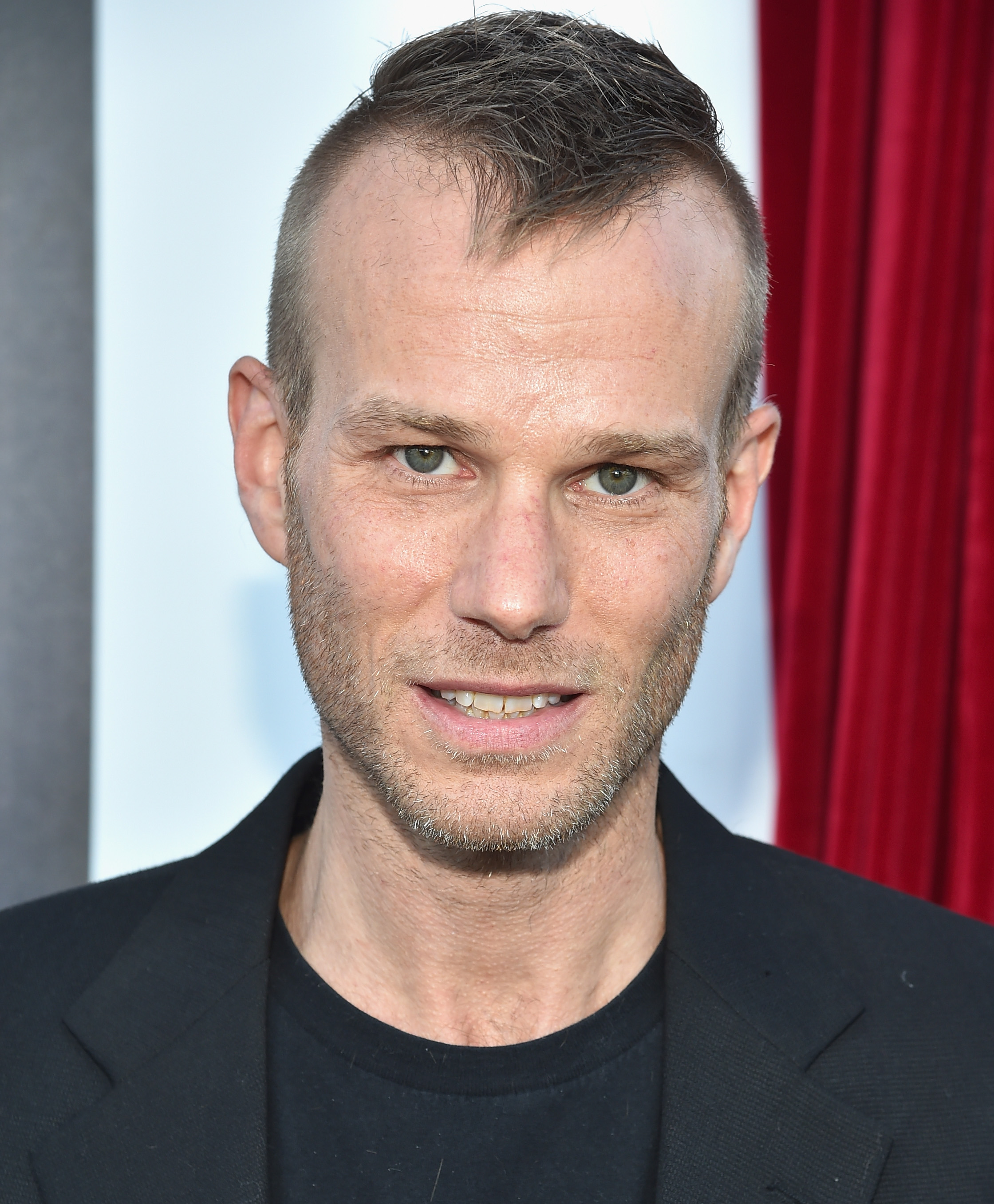 L'acteur arrive à la projection organisée par l'American Film Institute à l'occasion de la sortie en Blu-ray/DVD de « Twin Peaks : The Entire Mystery », le 16 juillet 2014 à Los Angeles, en Californie | Source : Getty Images