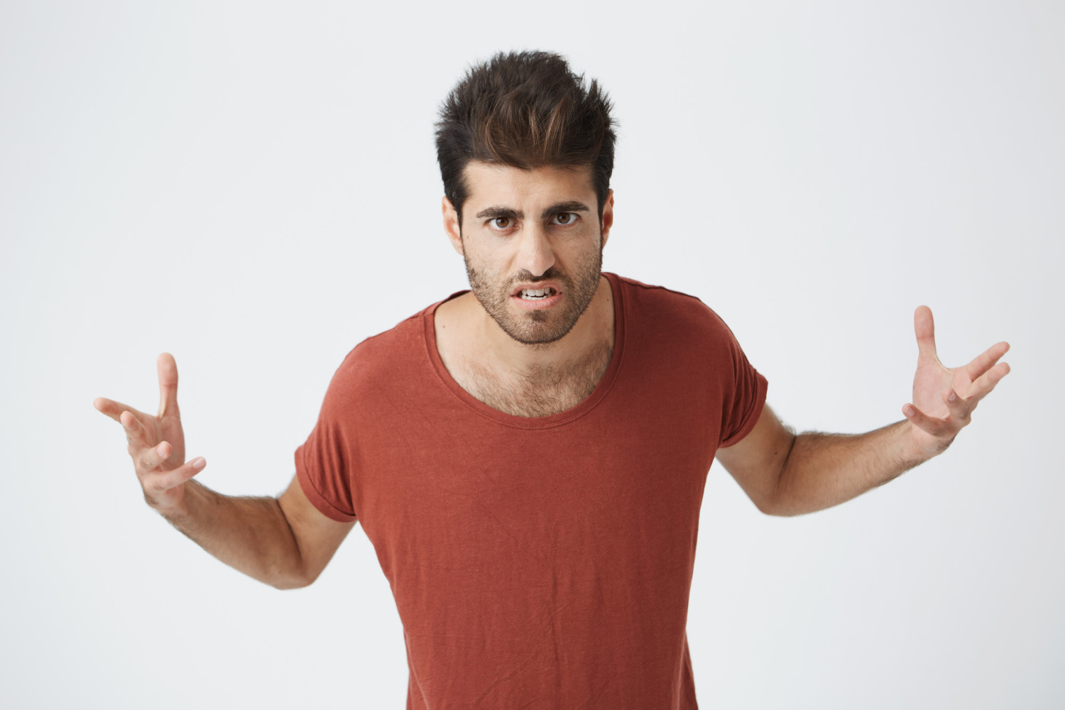 Un homme exaspéré | Source : Freepik