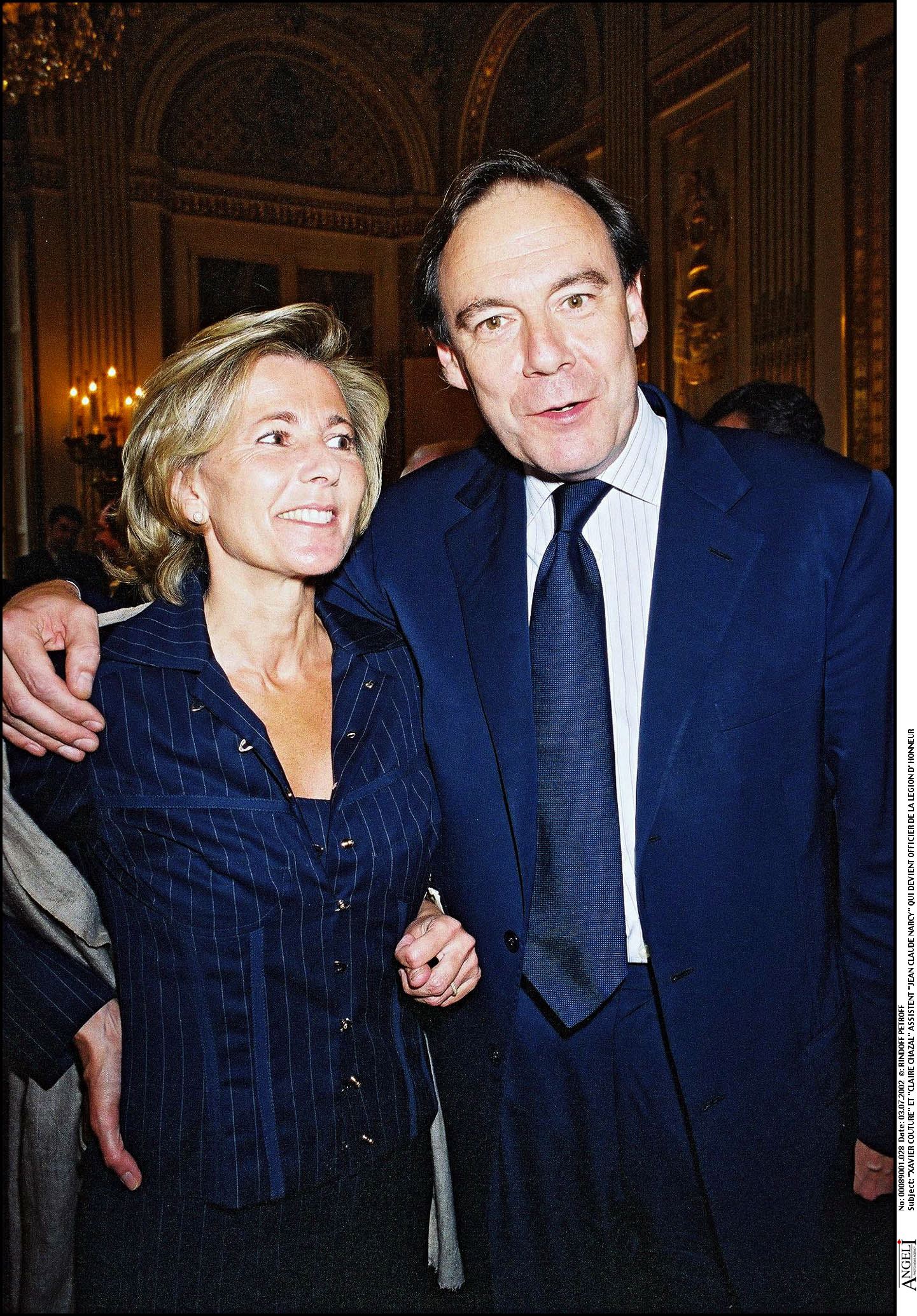 Xavier Couture et Claire Chazal Jean Claude Narcy devient officier de la Légion d'honneur en 2002 I Source : Getty Images