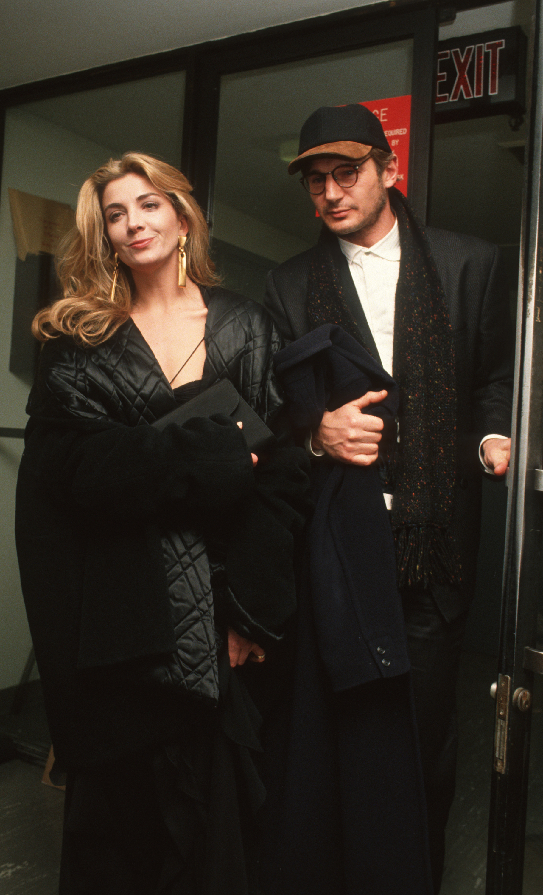 Natasha Richardson et Liam Neeson lors de l'événement CFDA Honors Pauline Trigere's 50 Years of Fashion à New York en 1993. | Source : Getty Images
