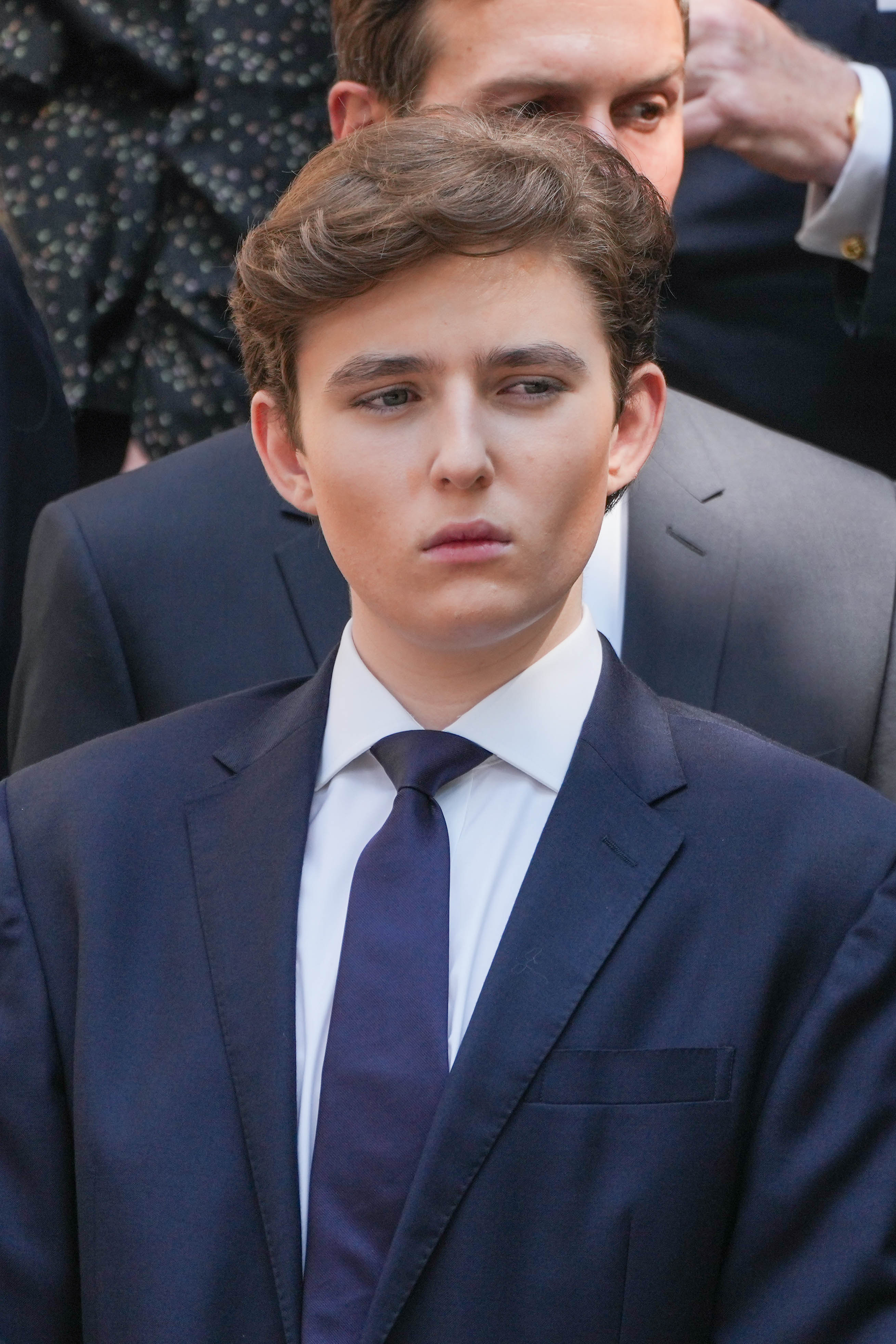 Barron Trump aperçu aux funérailles d'Ivana Trump à New York le 20 juillet 2022. | Source : Getty Images