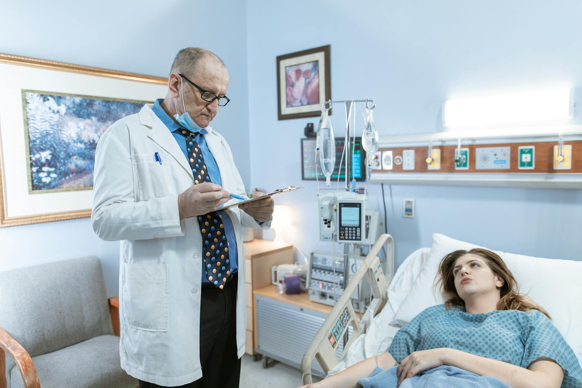 Un médecin et une patiente dans une salle d'hôpital | Source : Pexels