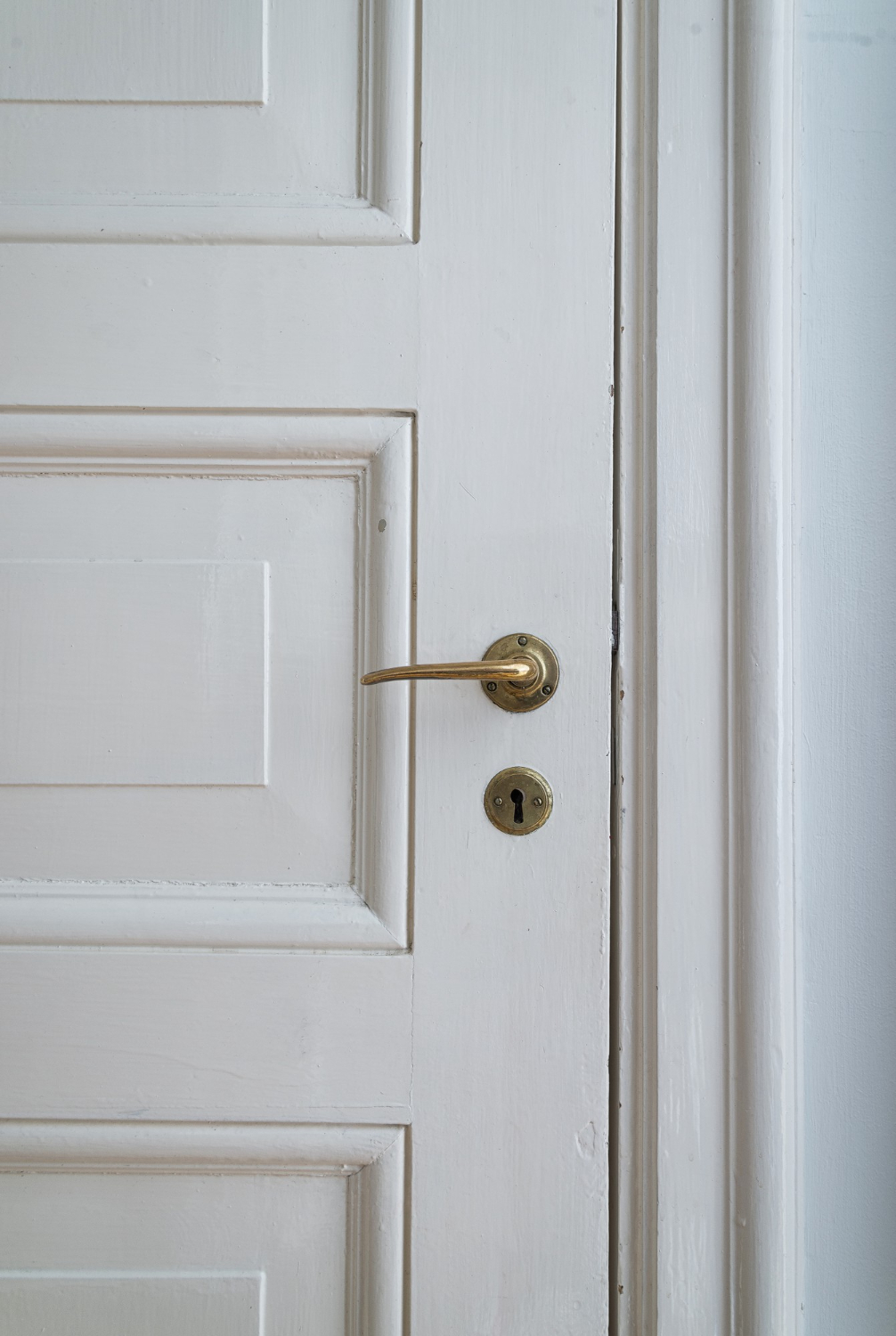 Une porte fermée | Source : Freepik