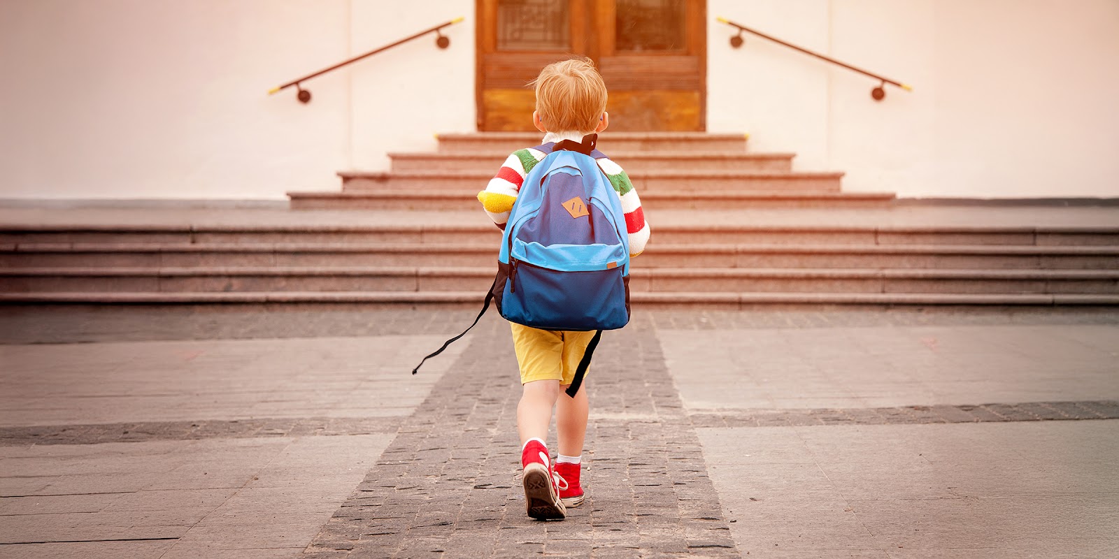 Un petit garçon | Source : Shutterstock