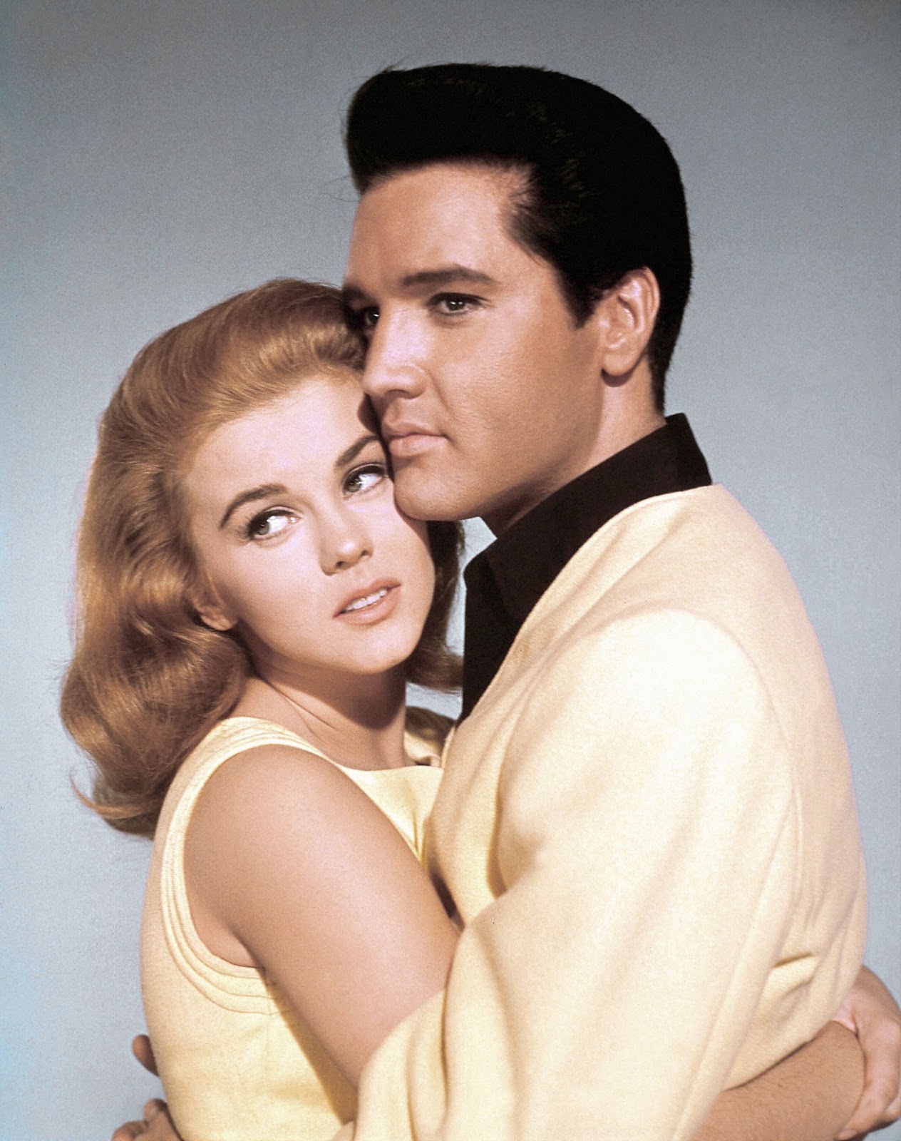 La star de télévision et Elvis Presley sur le tournage de « Viva Las Vegas » en 1964. | Source : Getty Images
