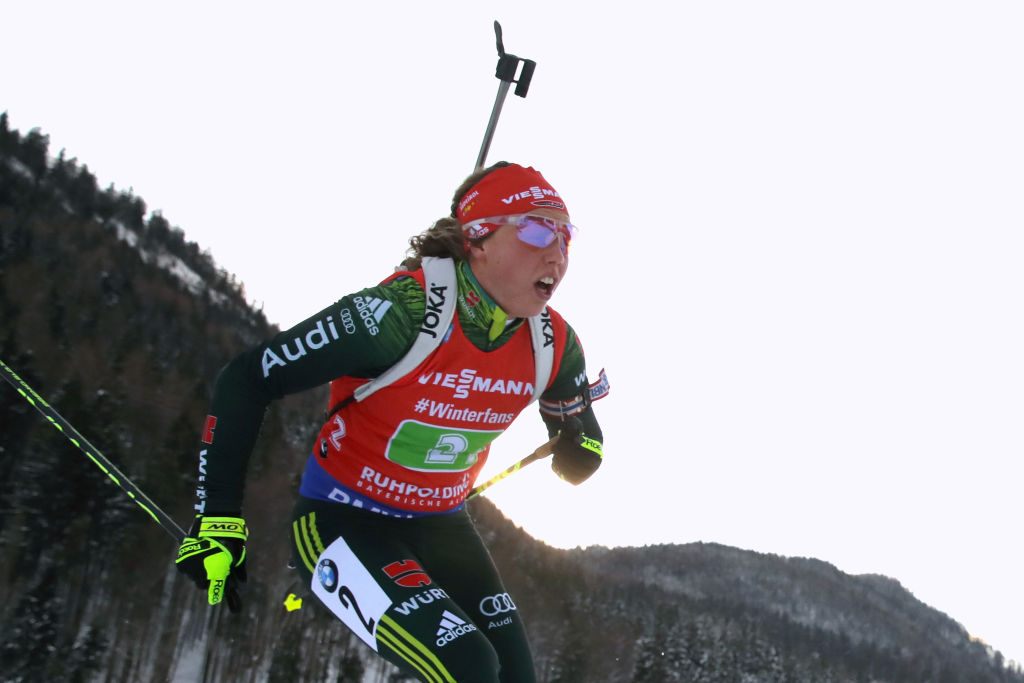 L'Allemande Laura Dahlmeier participe au relais 4 x 6 km féminin lors de la Coupe du monde de biathlon IBU à la Chiemgau Arena, le 19 janvier 2019 à Ruhpolding, en Allemagne. | Source : Getty Images
