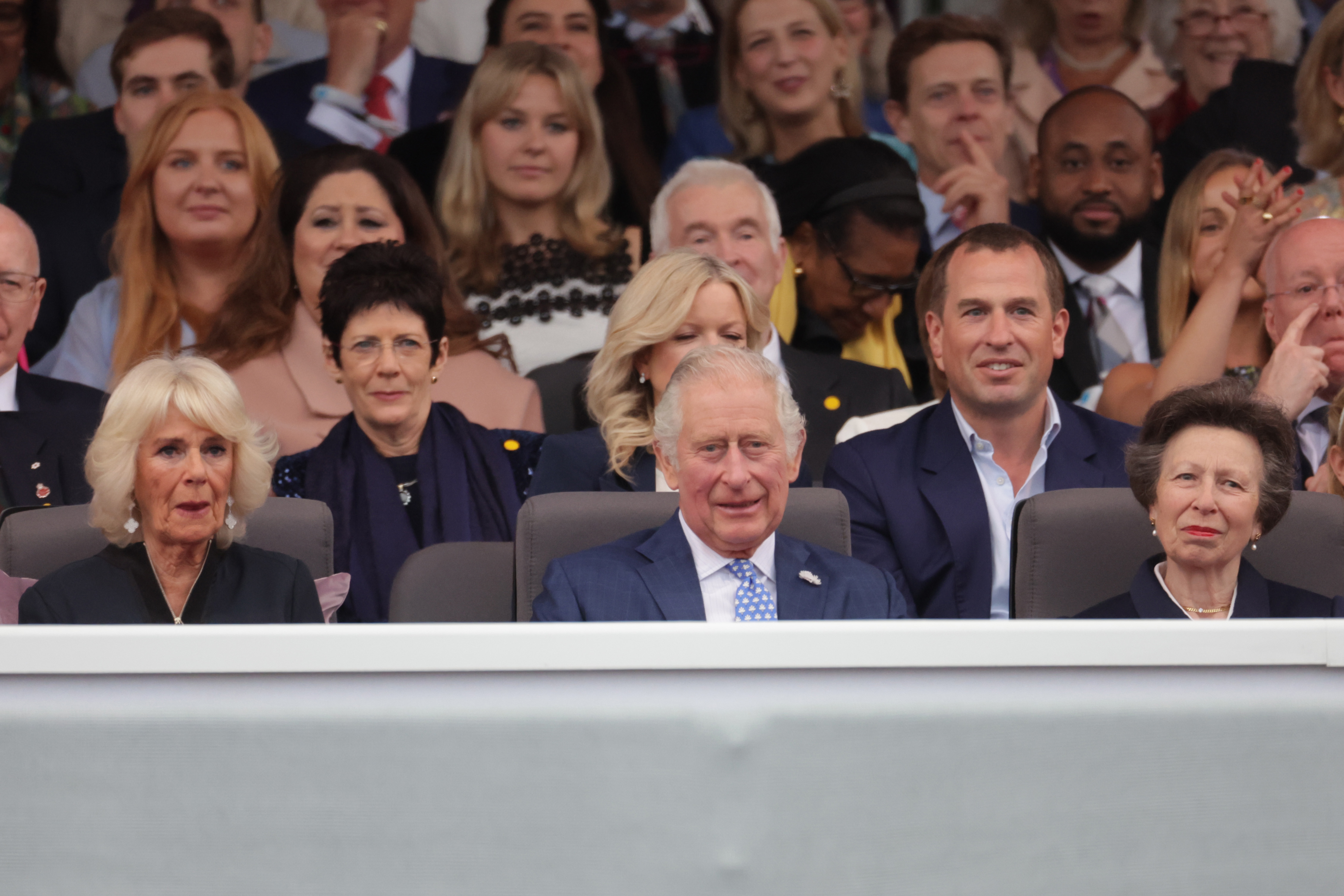 La reine Camilla, le roi Charles III et la princesse Anne lors de la soirée « Platinum Party at the Palace » devant le palais de Buckingham, le 4 juin 2022, à Londres, en Angleterre. | Source : Getty Images