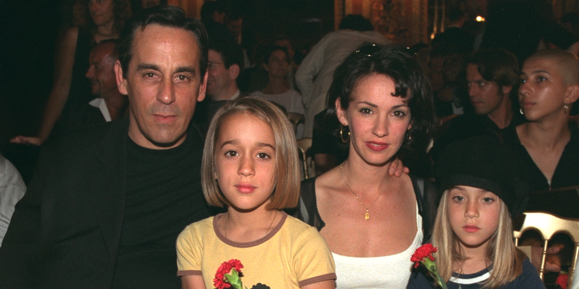 Thierry Ardisson, Beatrice et leurs filles, Manon et Ninon | Source : Getty Images