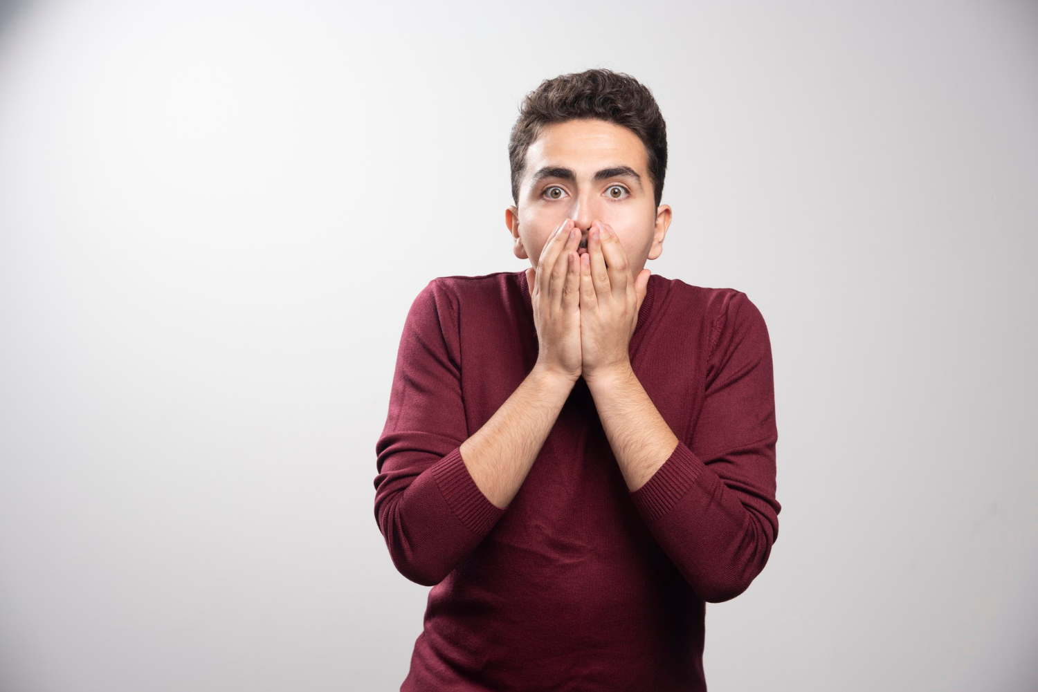 Un homme choqué | Source : Freepik