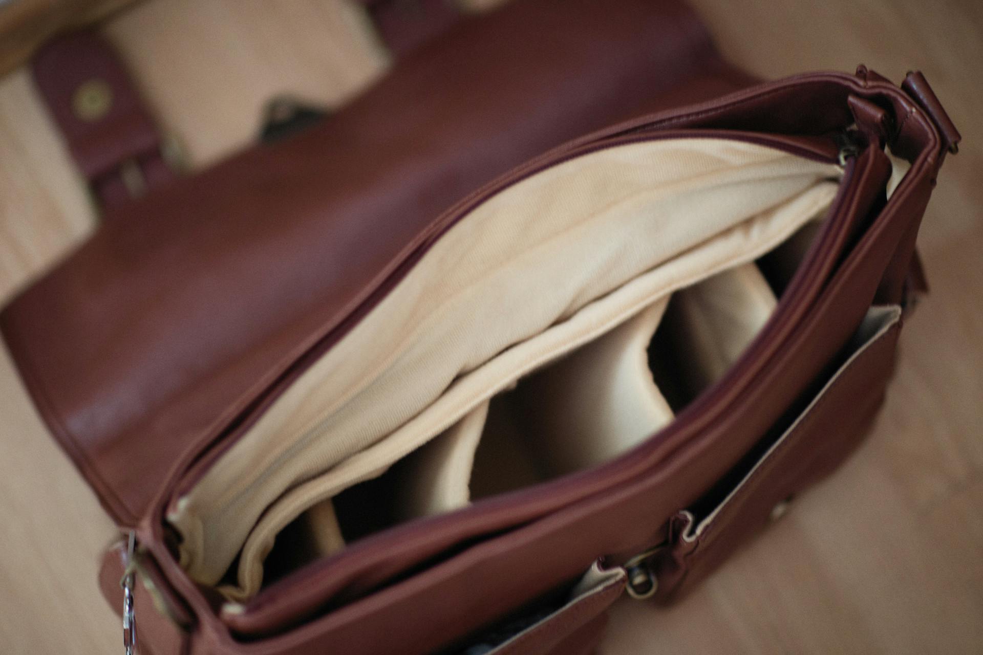 Un sac ouvert | Source : Pexels