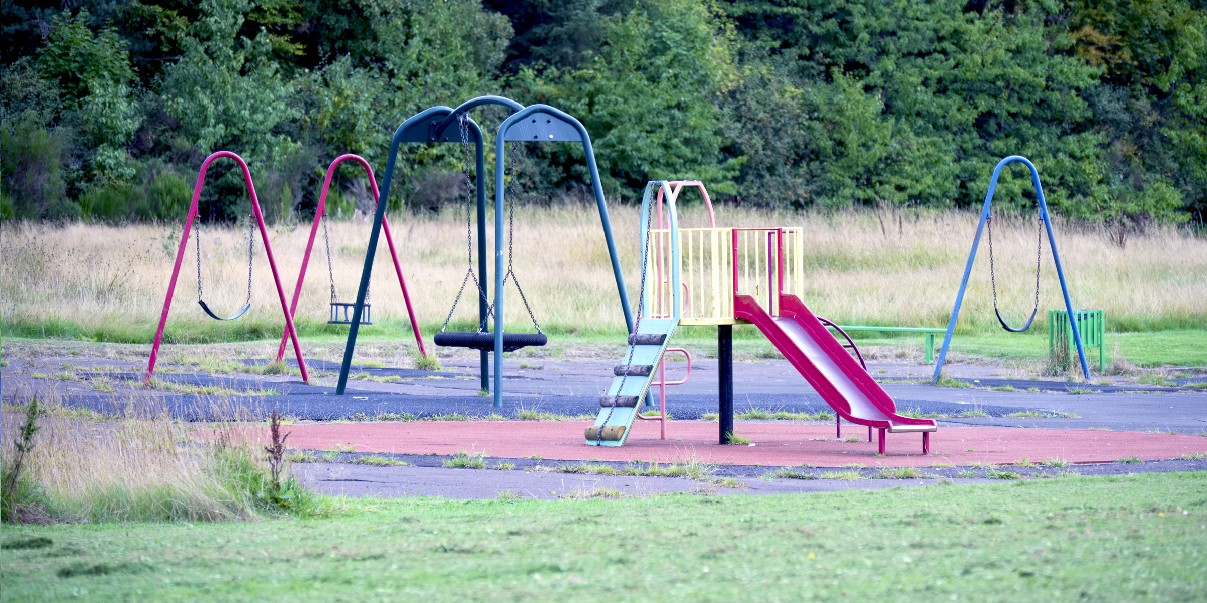 Aire de jeux déserte | Source : Getty Images