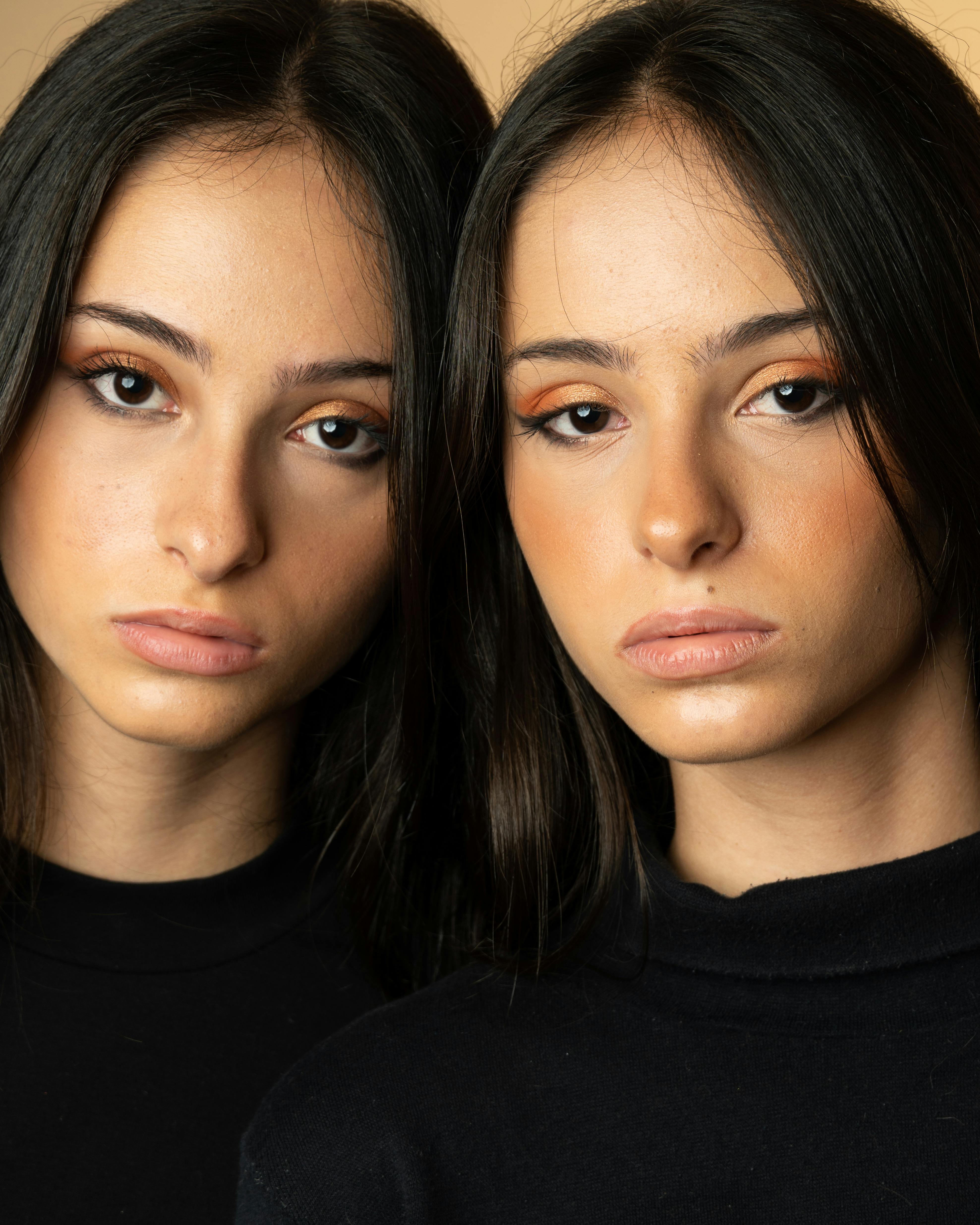 Portrait de sœur jumelle | Source : Pexels