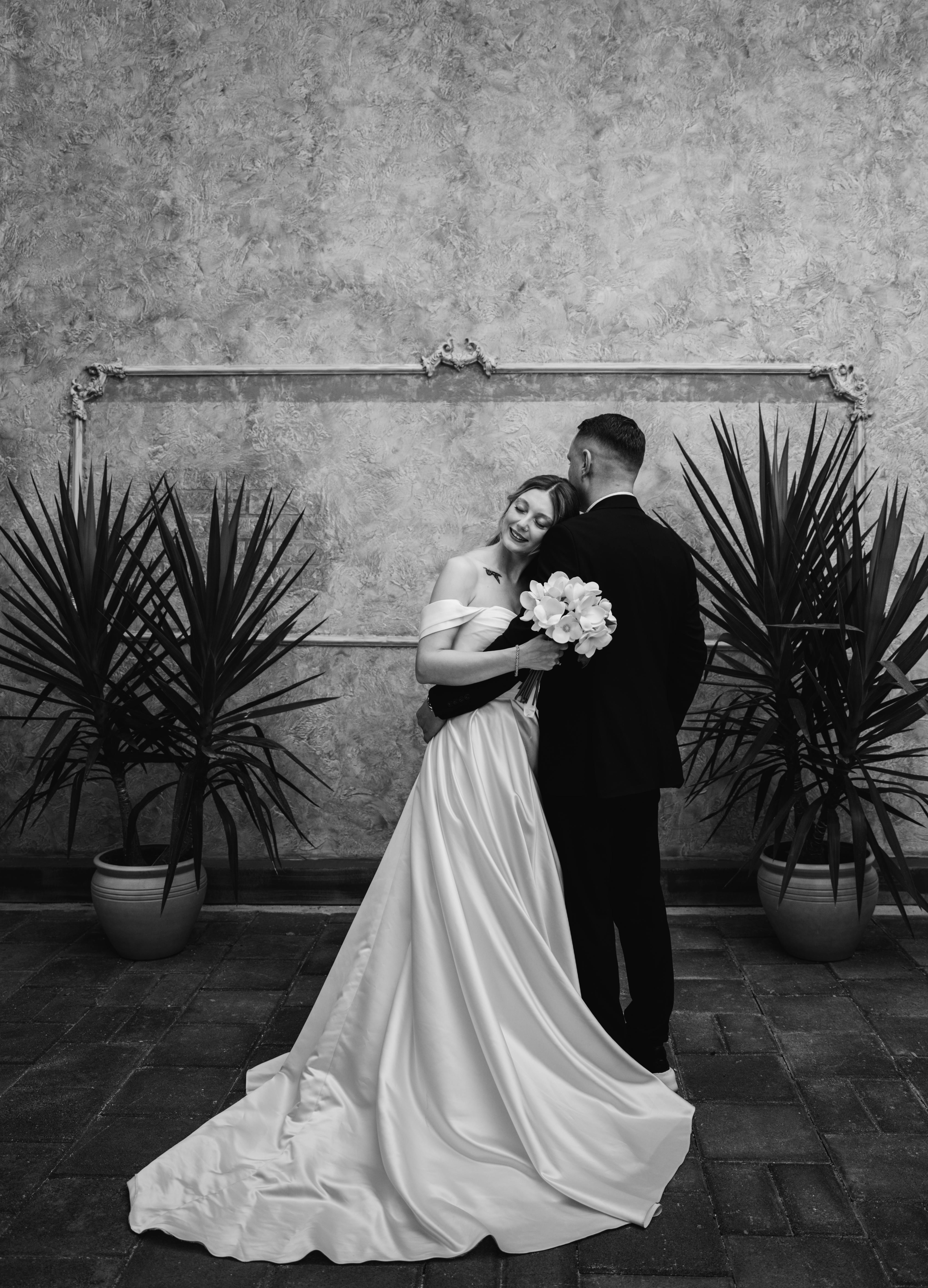 Un couple heureux après son mariage | Source : Pexels