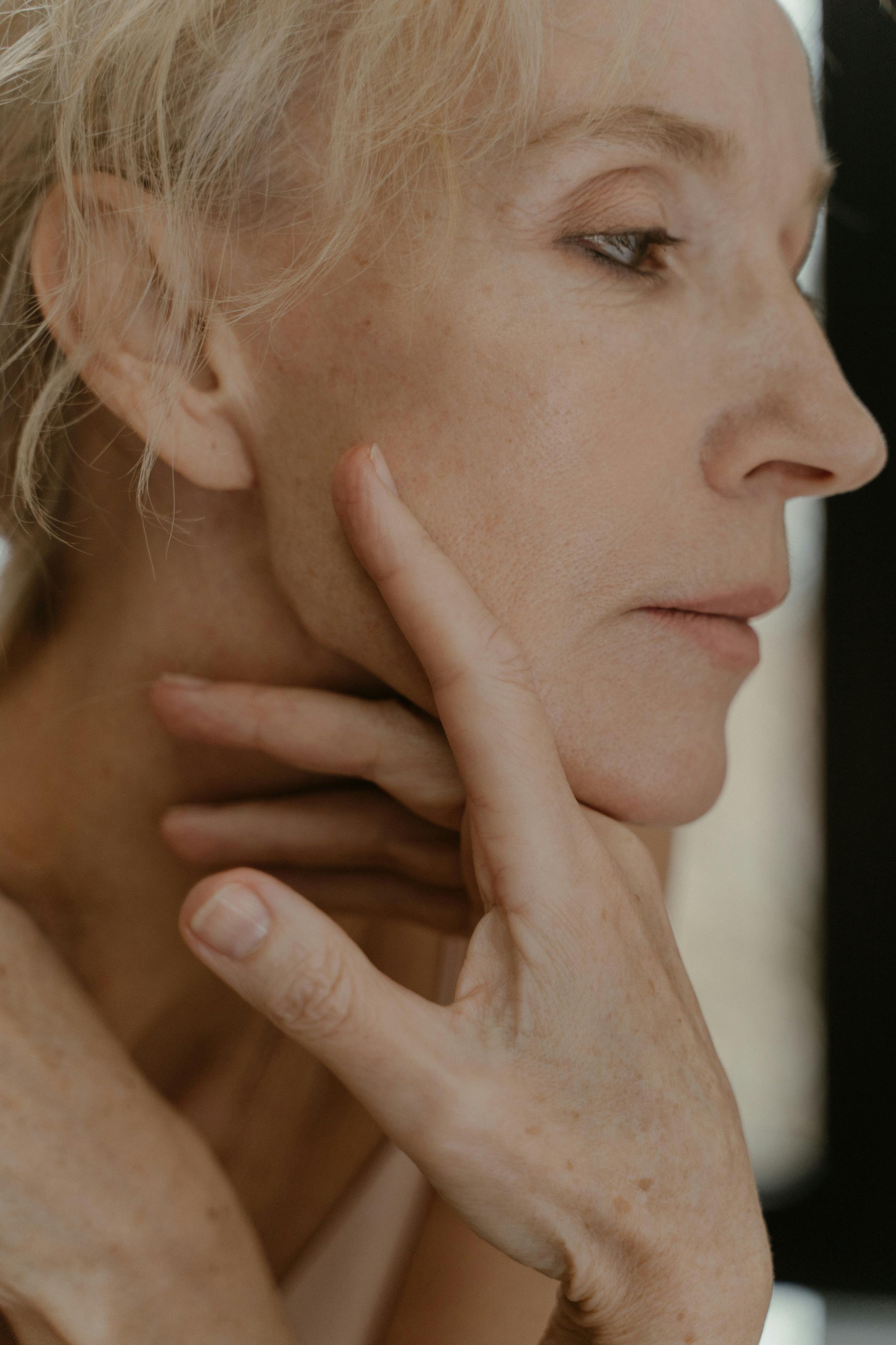 Une femme âgée triste | Source : Pexels