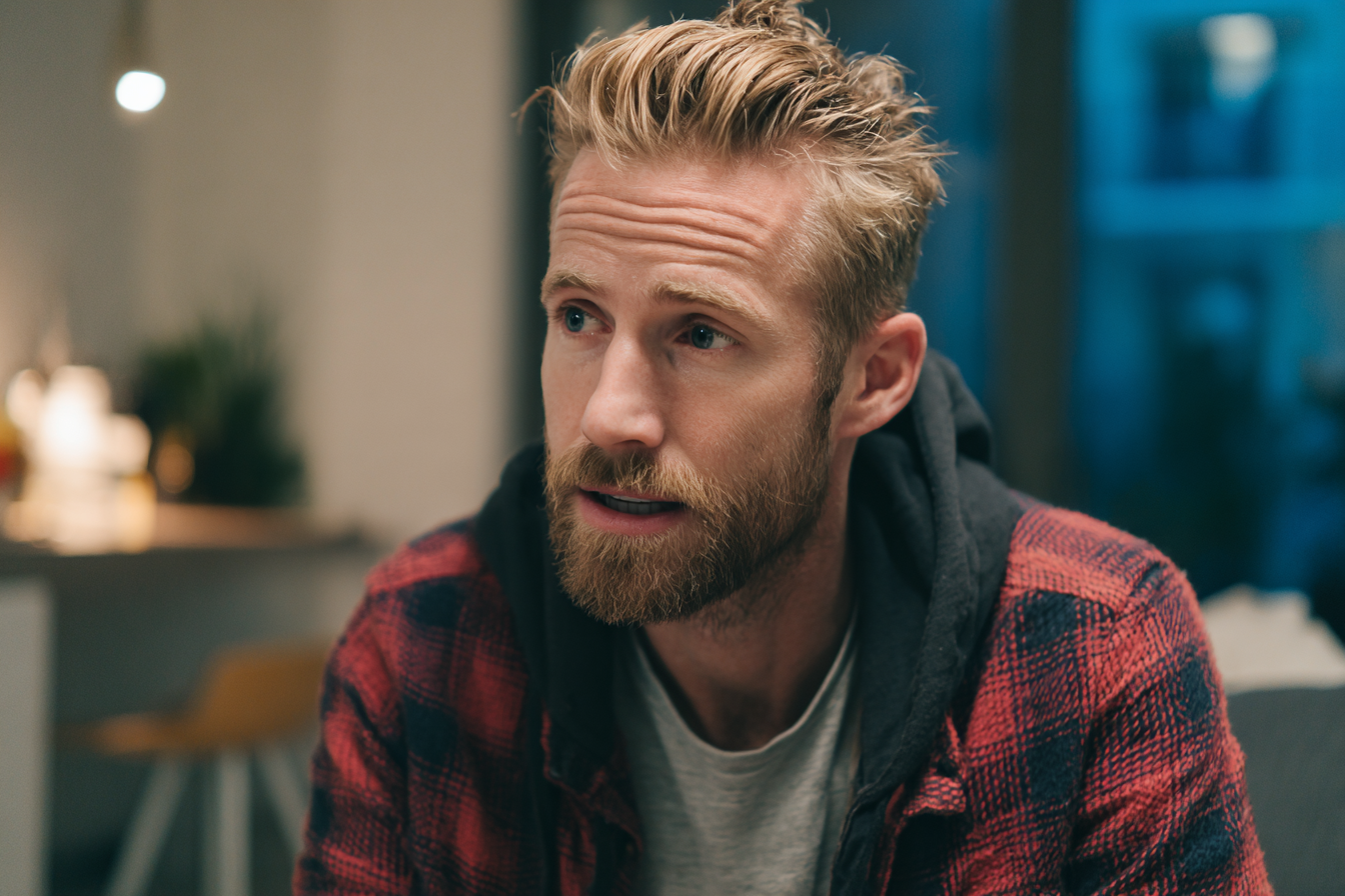 Un homme dans l'appartement de son ami | Source : Midjourney