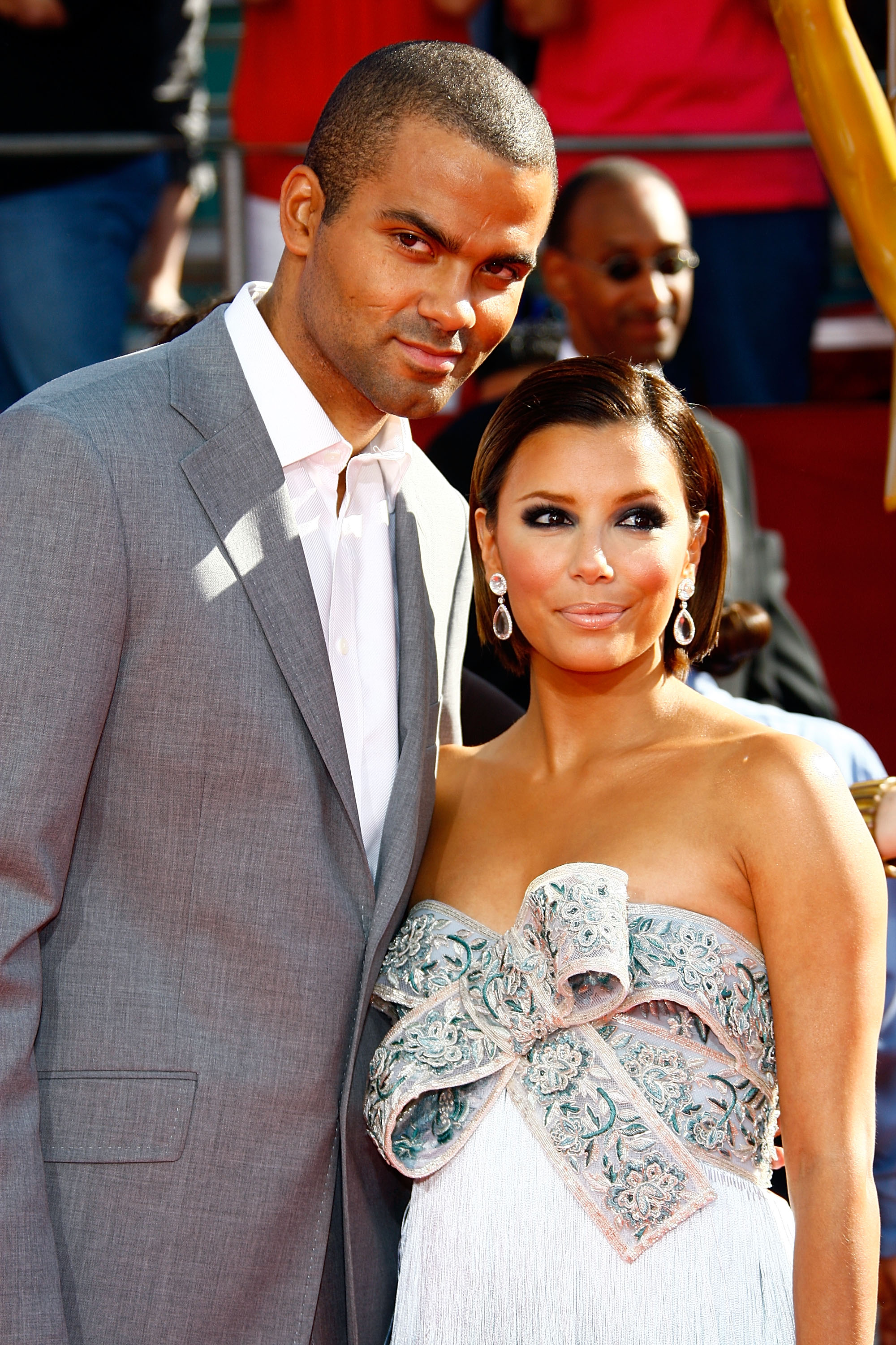 Tony Parker et Eva Longoria lors de la 60e cérémonie des Primetime Emmy Awards, le 21 septembre 2008, à Los Angeles, en Californie. | Source : Getty Images