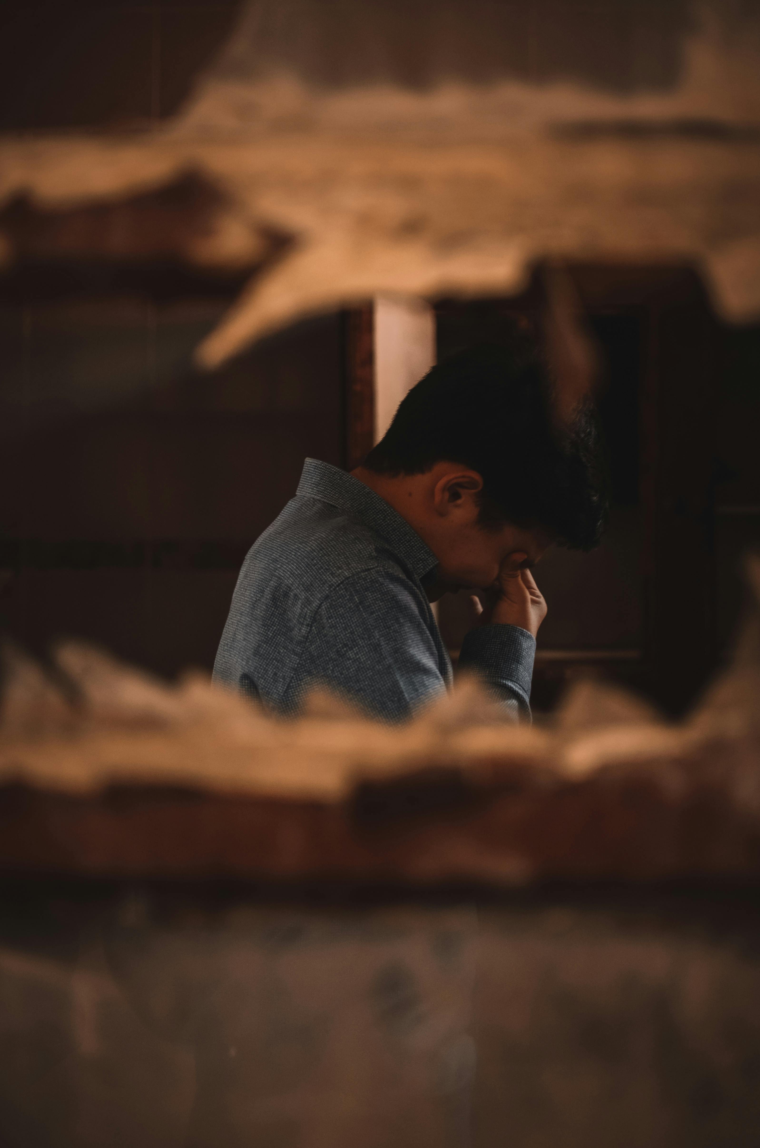 Un homme triste | source : Pexels