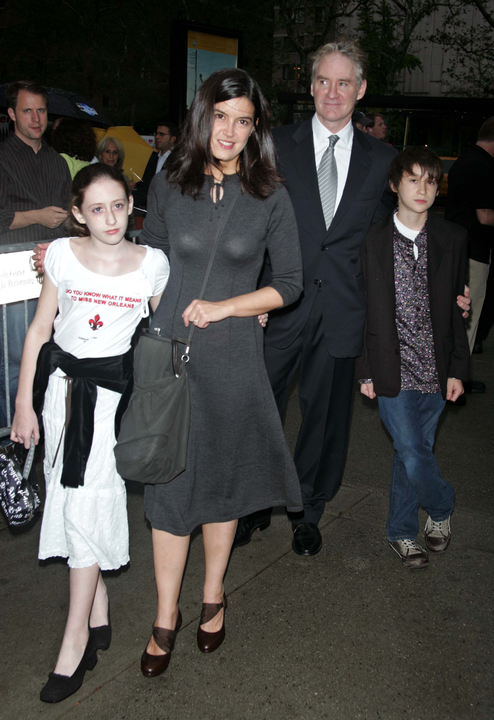 Greta, l'actrice, Kevin et Owen Kline | Source : Getty Images
