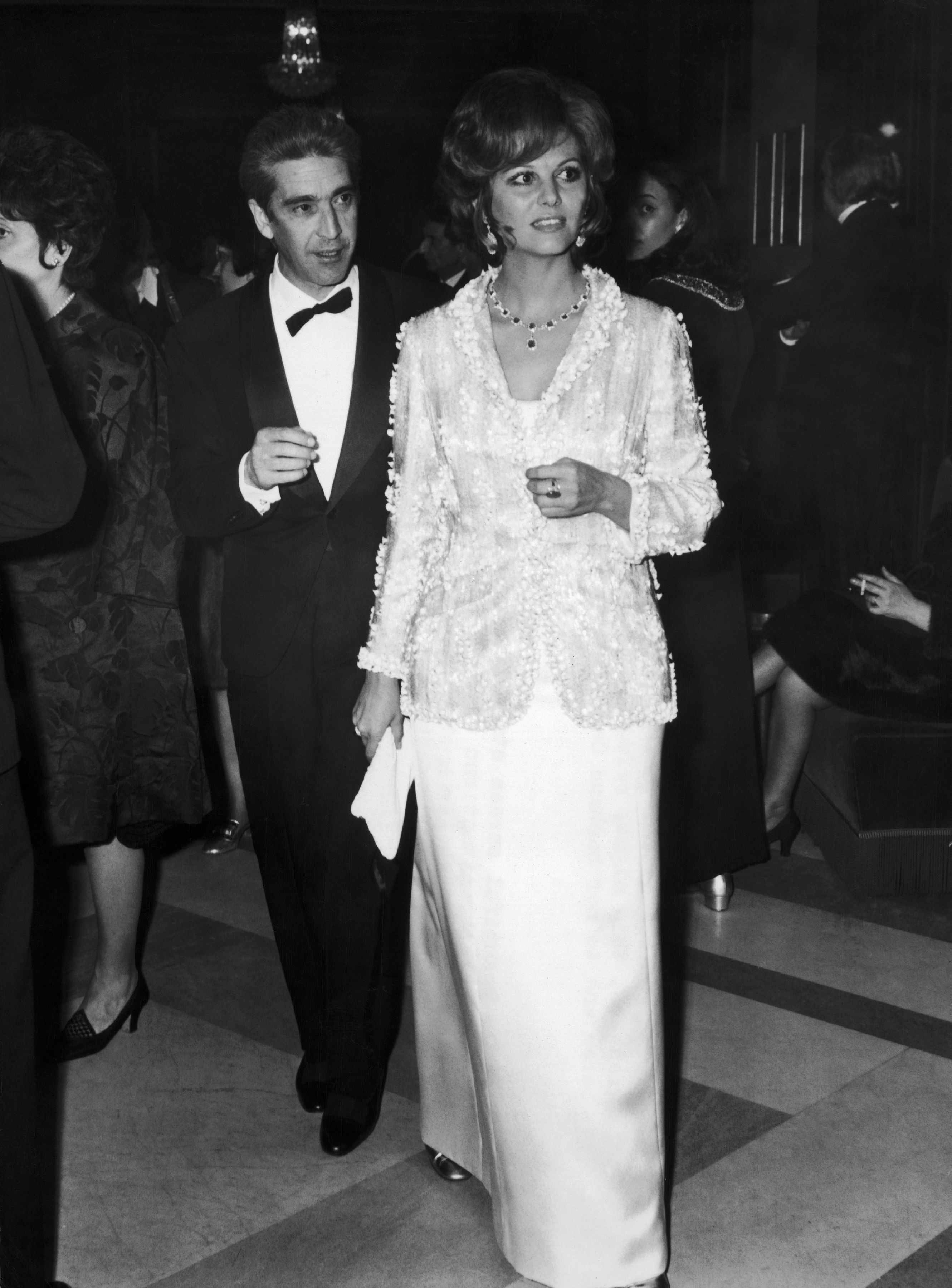 Franco Cristaldi et Claudia Cardinale en Italie, le 14 mars 1970. | Source : Getty Images