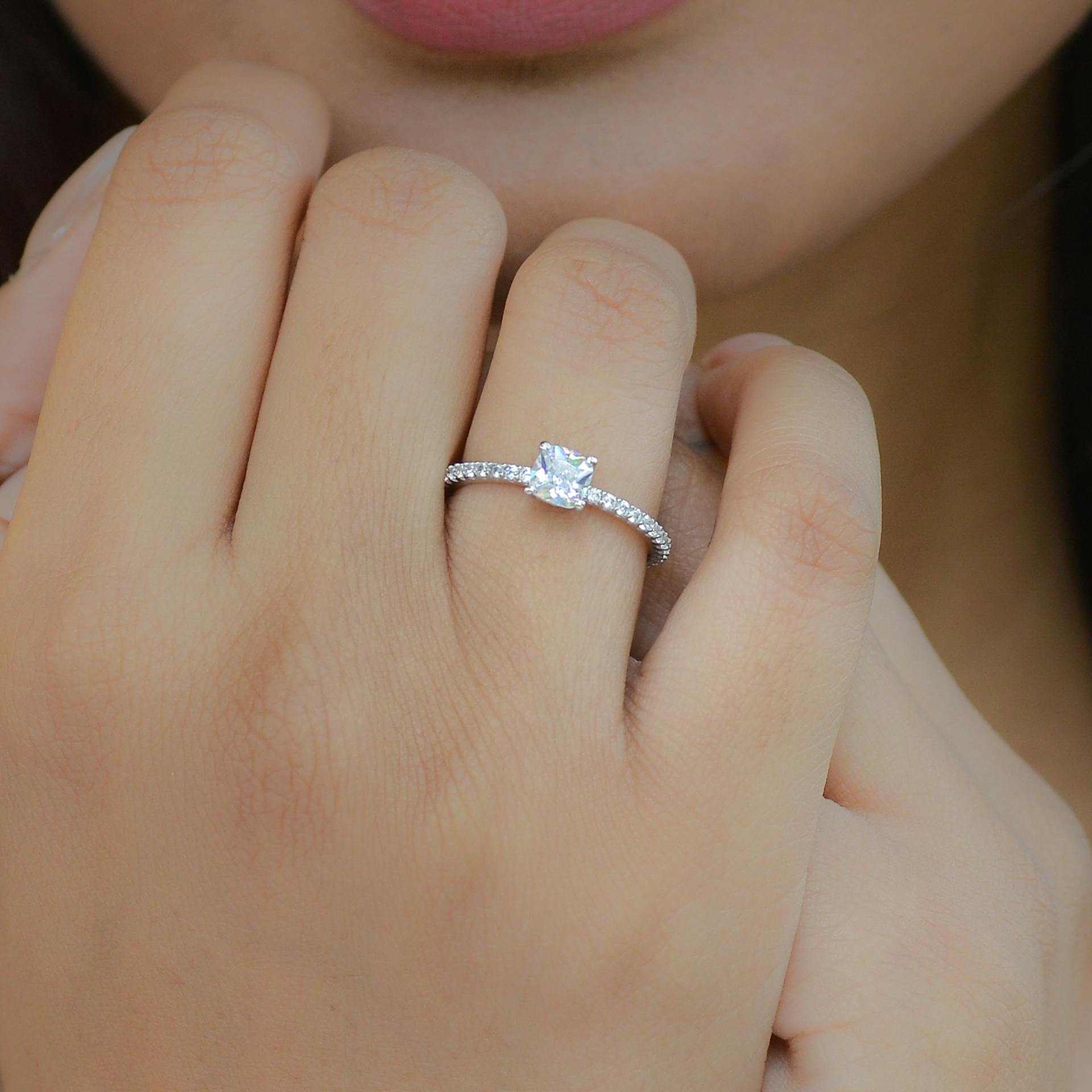 Les mains d'une femme | Source : Pexels