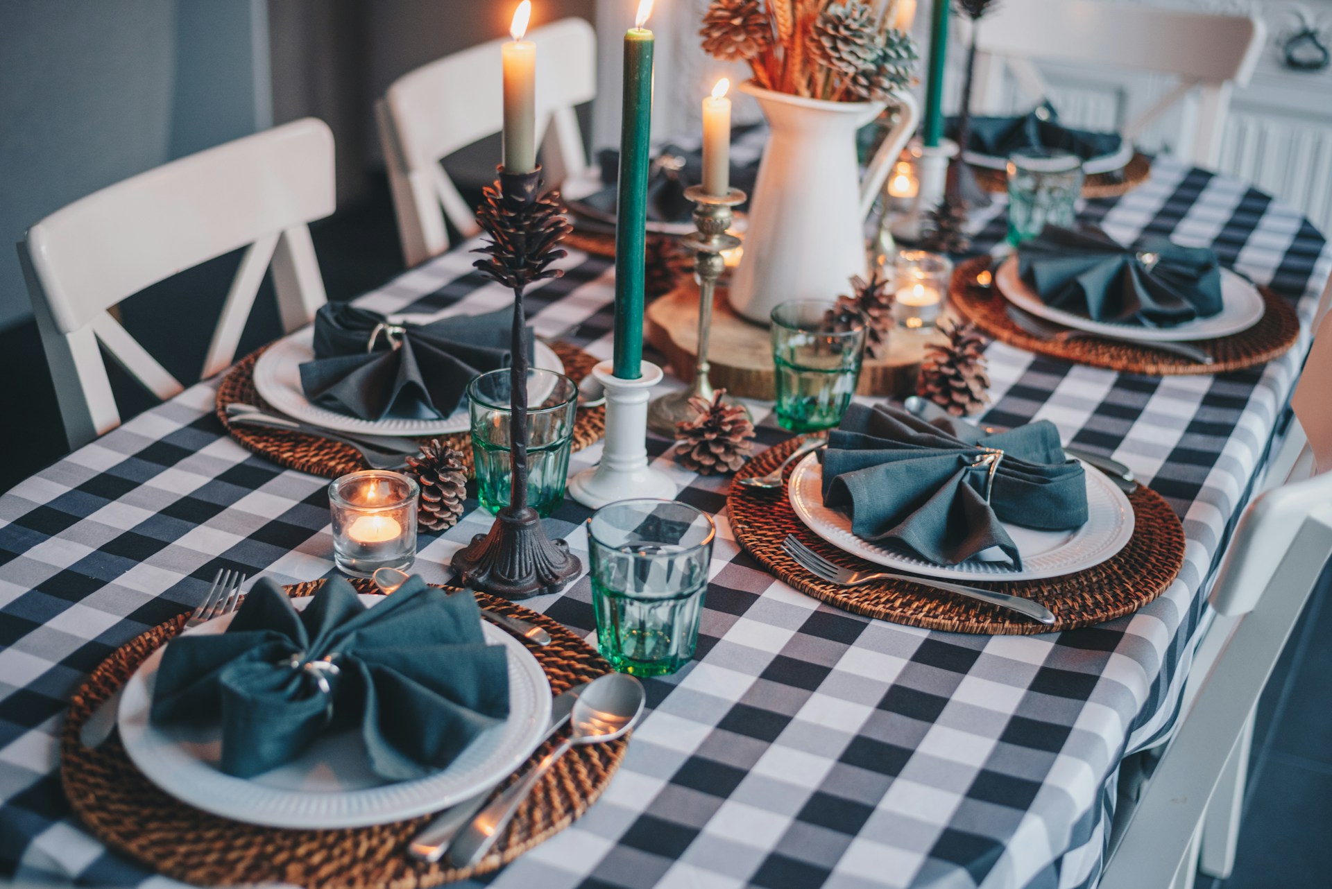 Une table de dîner | Source : Unsplash