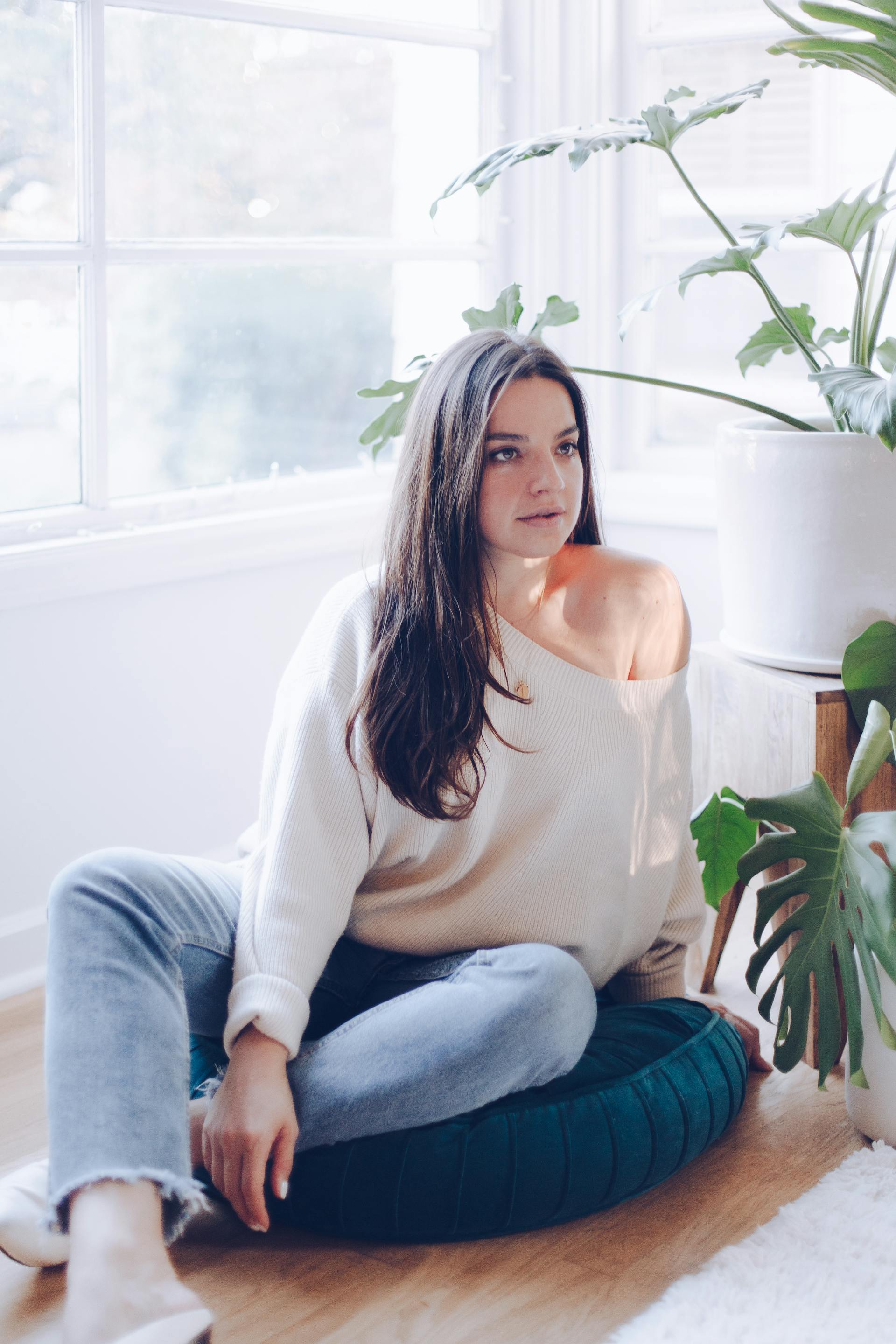 Une femme réfléchie | Source : Pexels