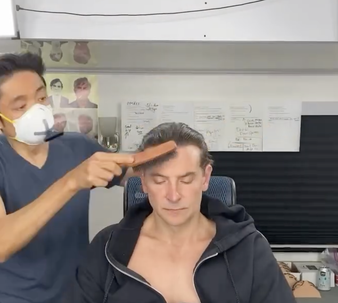 Bradley Cooper en Leonard Bernstein pour « Maestro », d'après un post daté du 25 février 2024 | Source : Instagram/maestrofilm