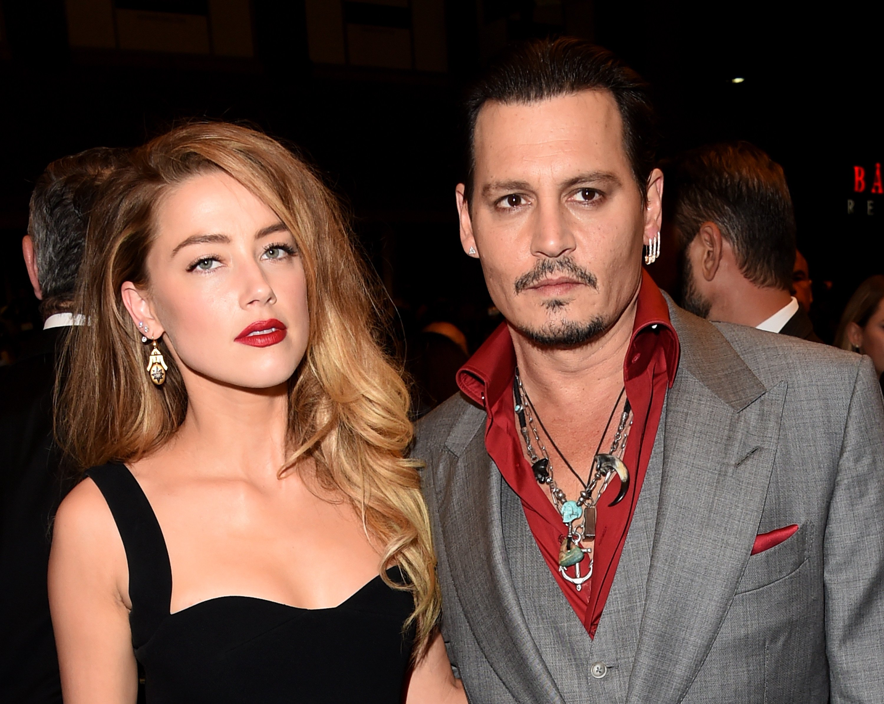 Johnny Depp et Amber Heard assistent à la première de "Black Mass" lors du Festival international du film de Toronto 2015 le 14 septembre 2015 | Source : Getty Images