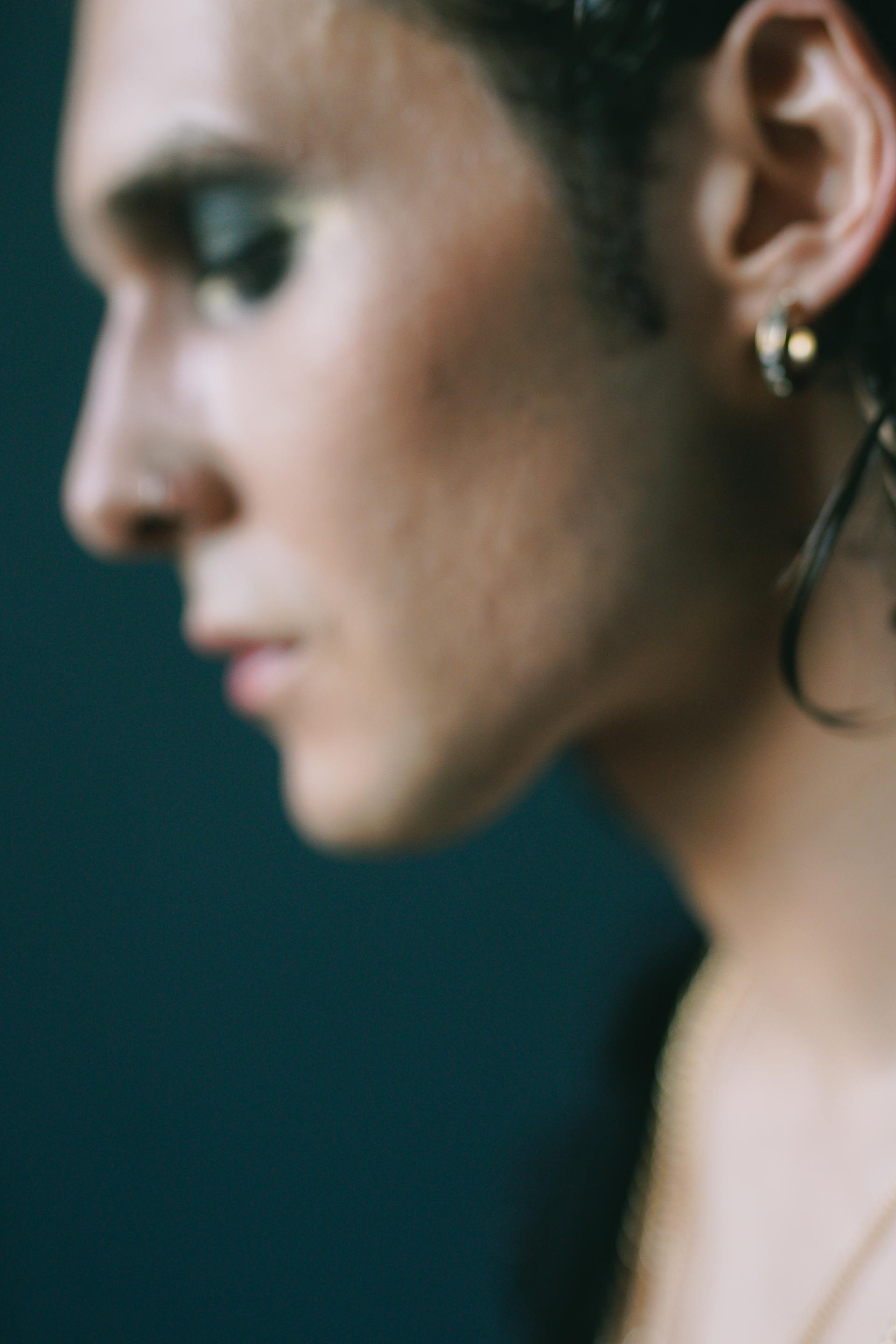 Gros plan sur un homme | Source : Pexels