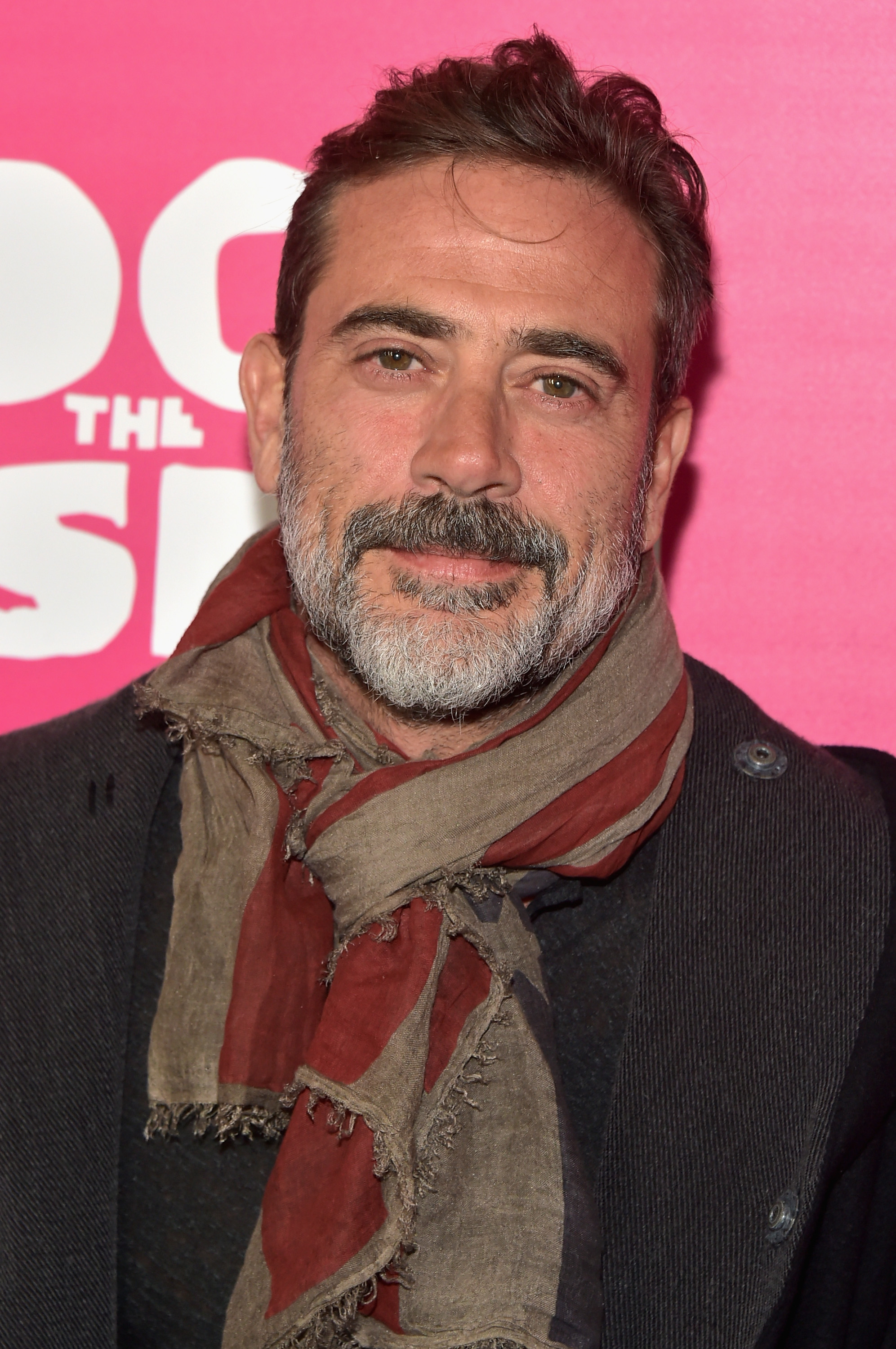 Jeffrey Dean Morgan assiste à la première du film « Rock the Kasbah » à l'AMC Loews Lincoln Square à New York, le 19 octobre 2015. | Source : Getty Images