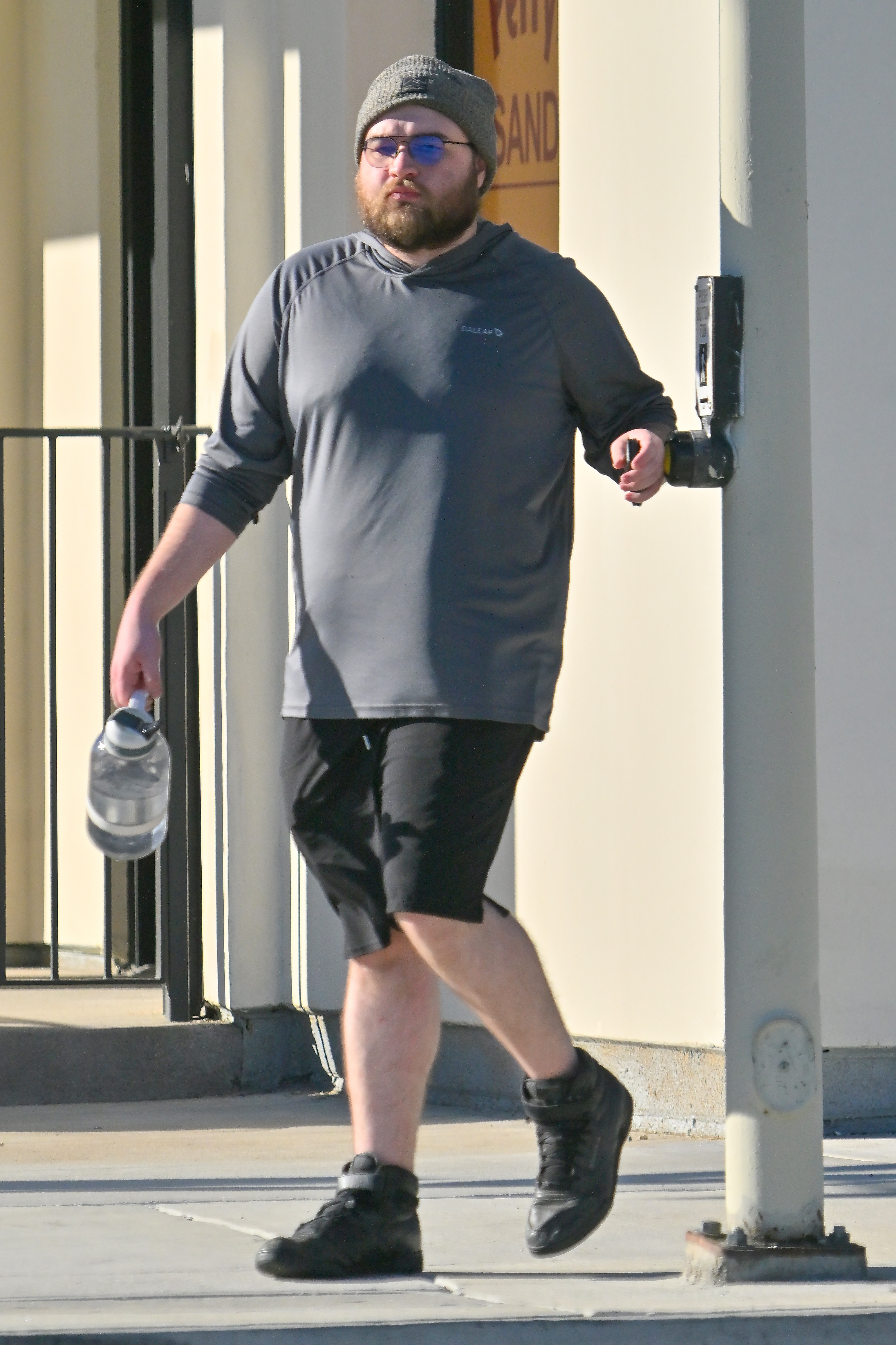 Angus T Jones en Californie en 2023 | Source : Getty Images